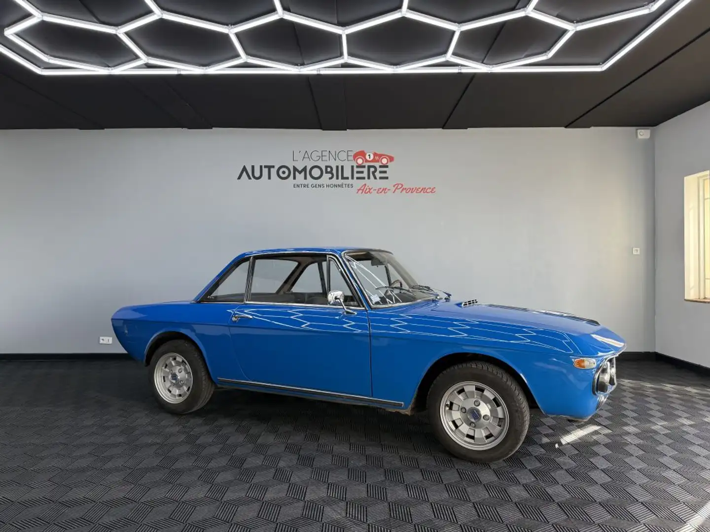 Lancia Fulvia 1.3 – Version Rallye Grijs - 2