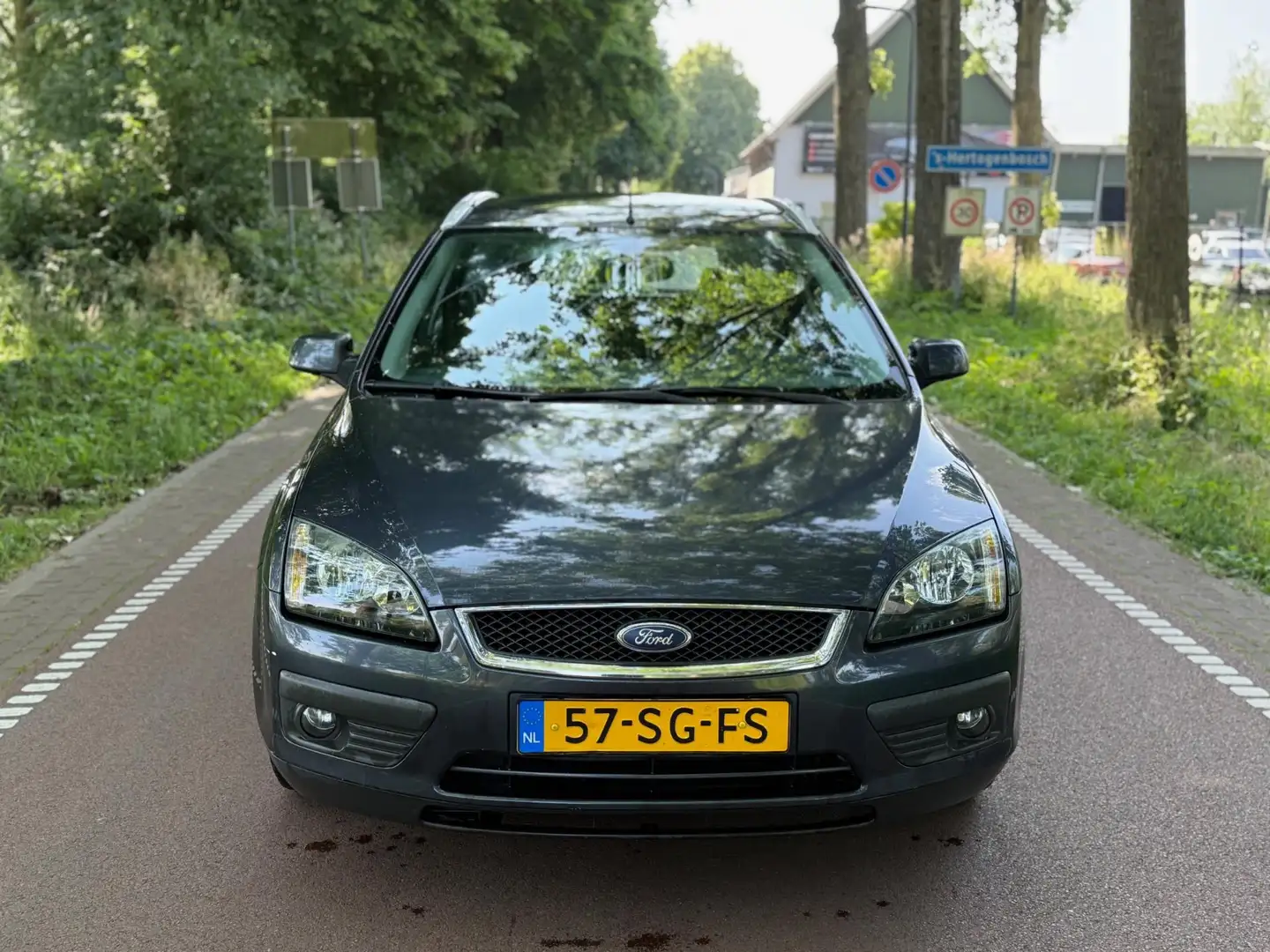 Ford Focus Wagon 1.6-16V Futura APK2026!AIRCO!KOOPJE! Grijs - 2