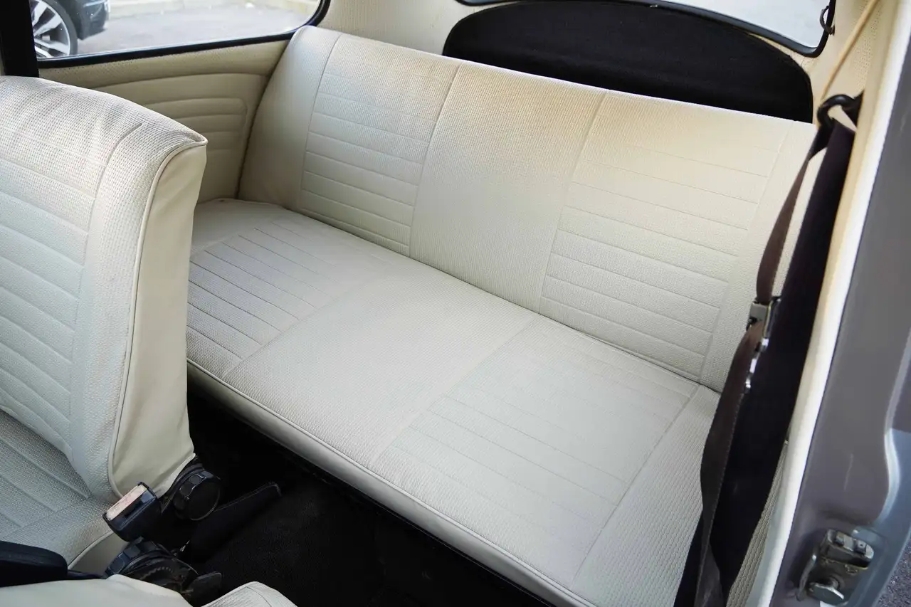 Volkswagen Maggiolino 11 D 1980 - VETRO PIATTO - RESTAURO TOTALE, foto 10