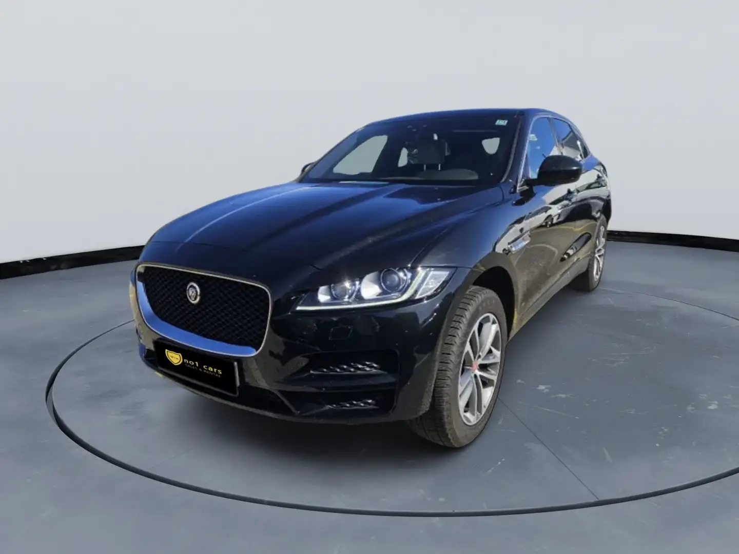 Jaguar F-Pace Pure Schwarz - 1