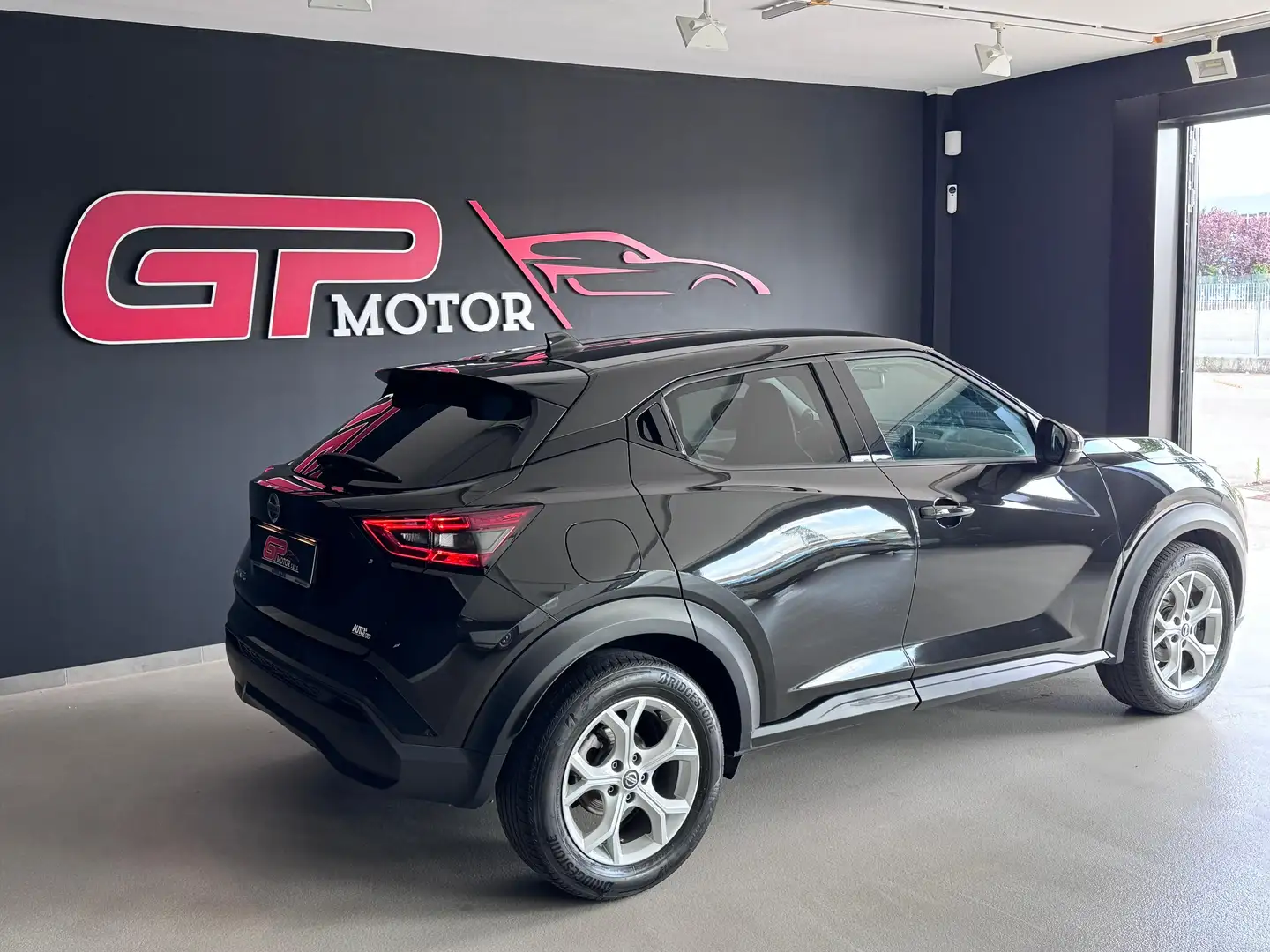 Nissan Juke Juke 1.0 dig-t N-Connecta 114cv dct Noir - 2