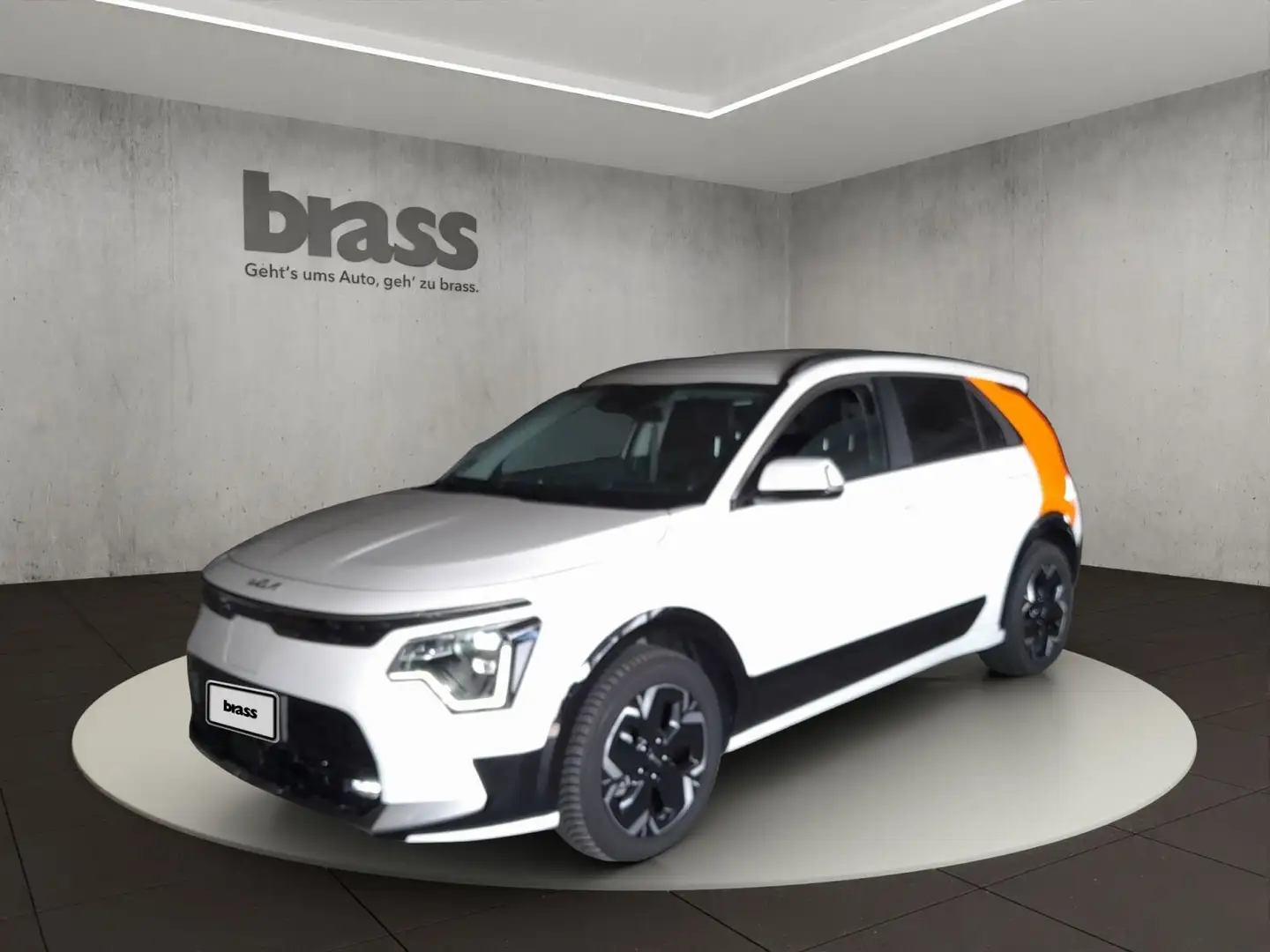 Kia Niro e-Niro Inspiration (64,8kWh) Relex, Tech, Drive Blanc - 1