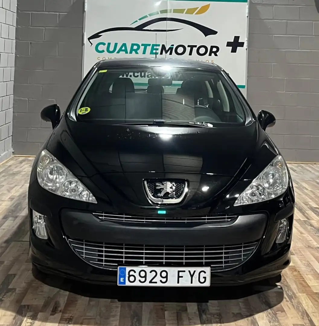 Peugeot 308 2.0HDI FAP Sport Aut. Schwarz - 2