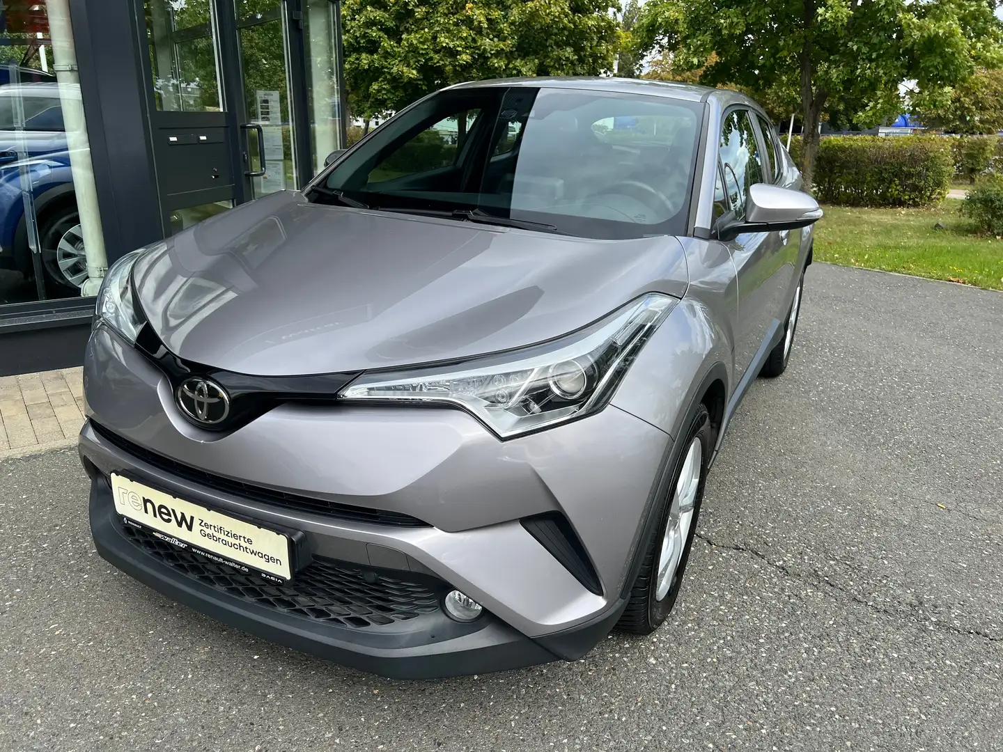 Toyota C-HR Flow 1.2 Turbo Gris - 1