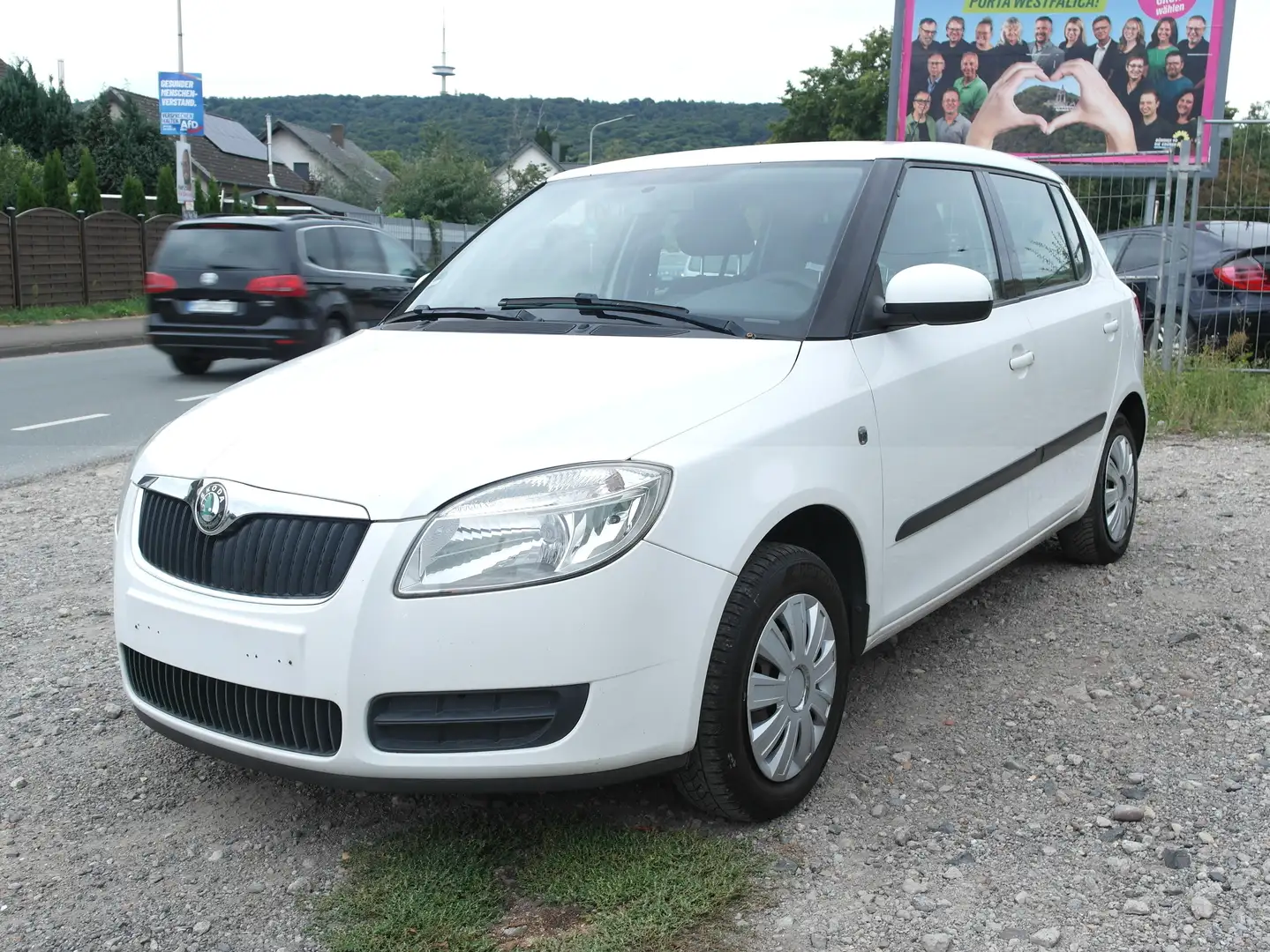 Skoda Fabia Fabia II Fließheck 1.2 Tüv Au 11/2026 - 1