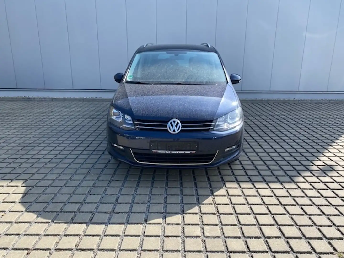 Volkswagen Sharan 2.0 TDI Life 5-SITZER/XENON/17-ZOLL/GRA/PARK-ASSI Blau - 2