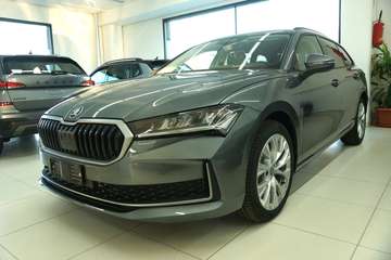 2.0 TDI 150CV Selection DSG+CERCHI 18" NUOVA DA IMMATRICOLARE