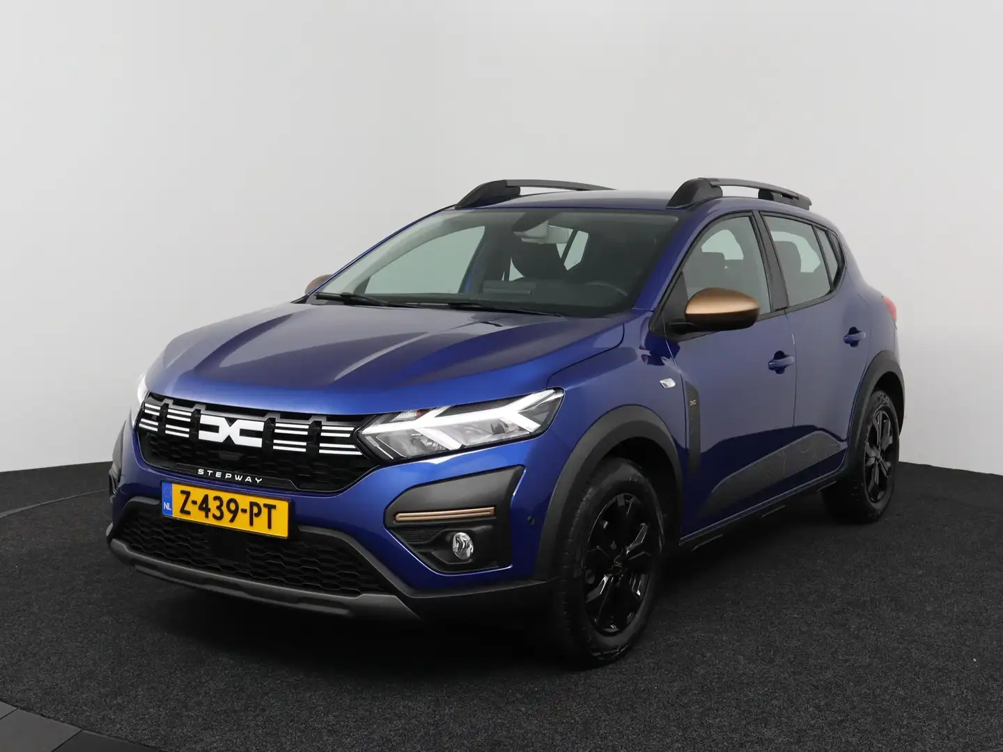 Dacia Sandero Stepway TCe 110 Extreme | Navigatie | Parkeerhulp Blauw - 1