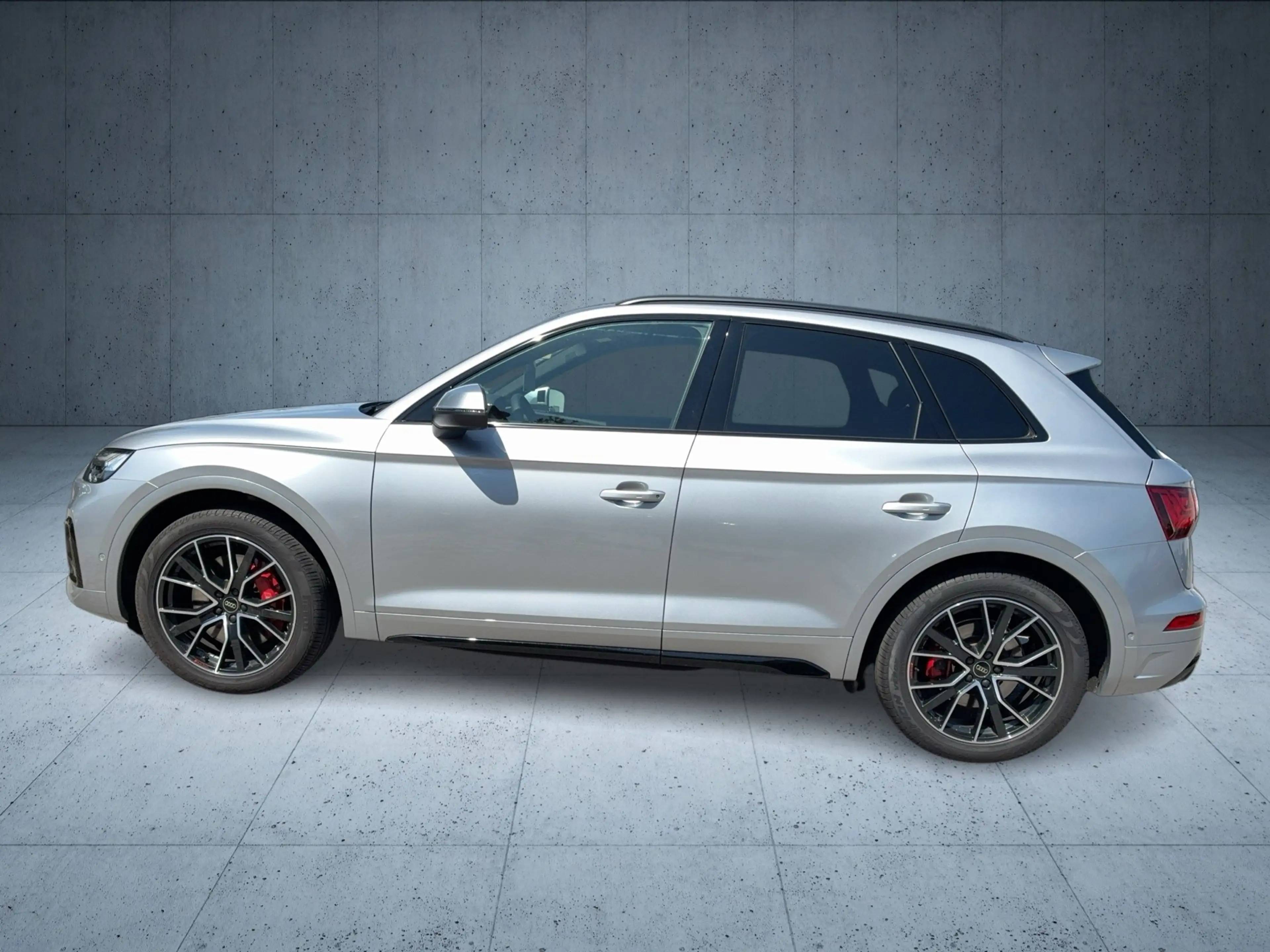Audi SQ5 SUV  TDI 251(341)  tiptronic 360 ACC AHK — photo 3