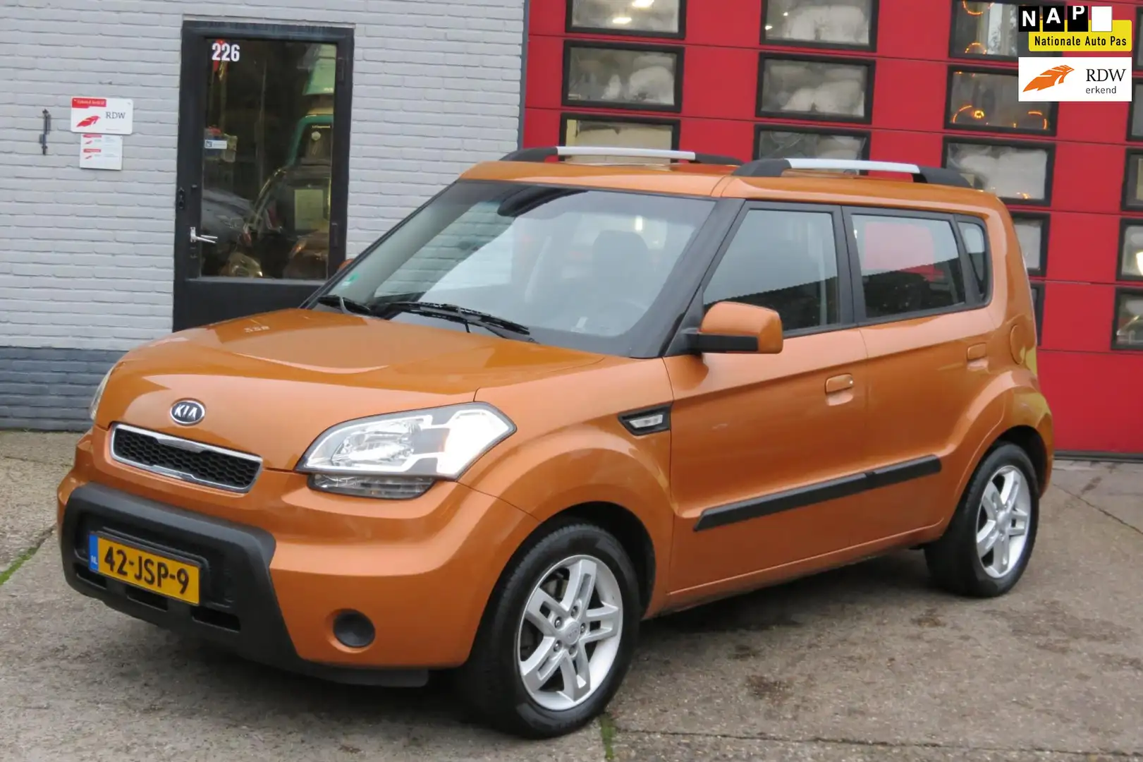 Kia Soul 1.6 X-tra ,Airco ,LM Velg ,Trekhaak Oranje - 1