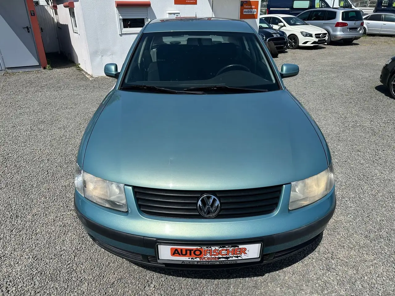 Volkswagen Passat 1,8 Comfortline AHK, foto 3