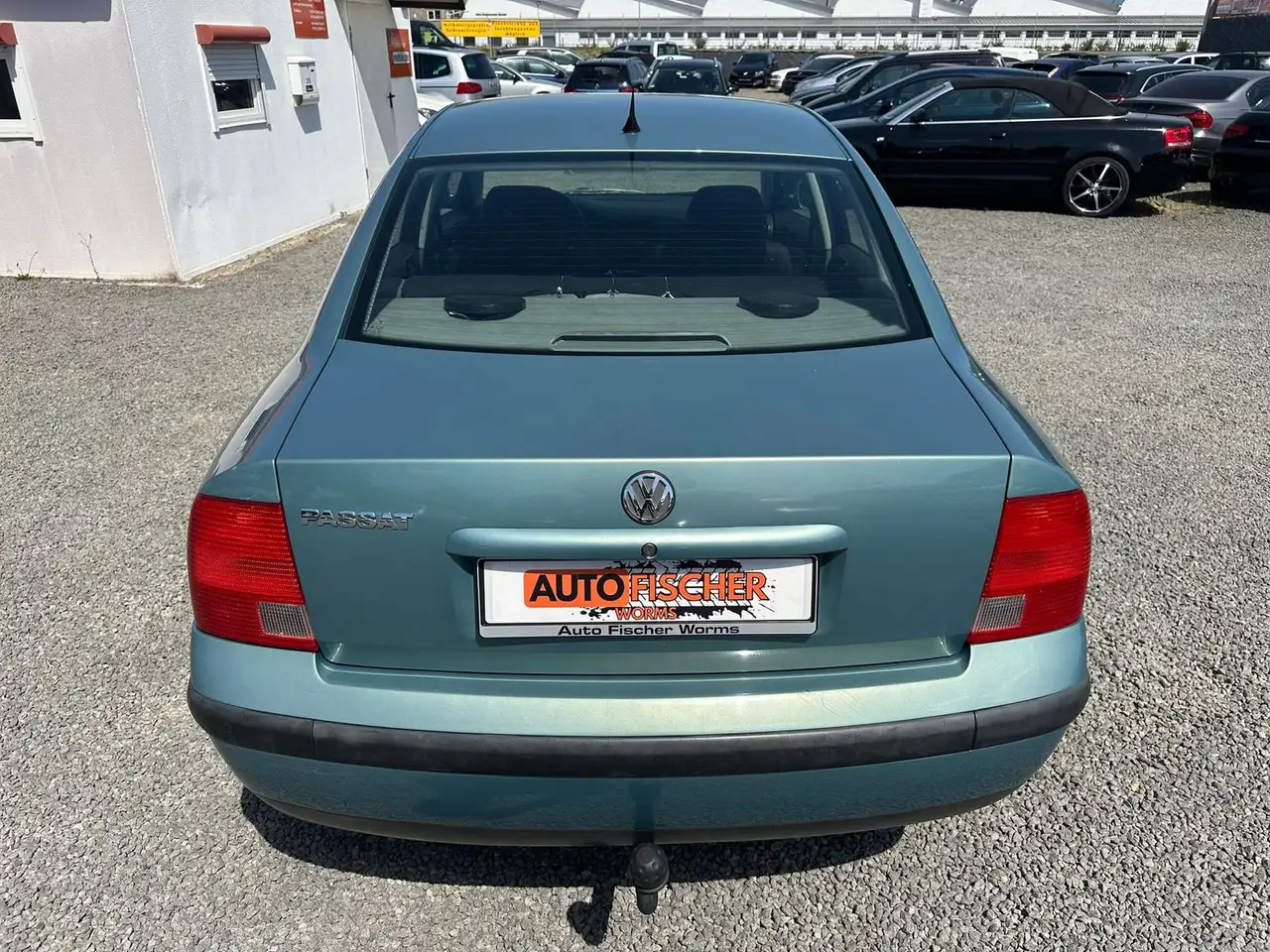 Volkswagen Passat 1,8 Comfortline AHK, foto 8
