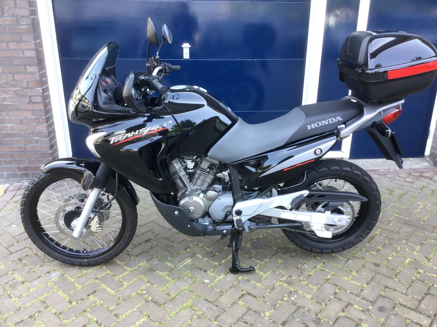 Honda Transalp xl 650 nieuwstaat 9000 km! - 1