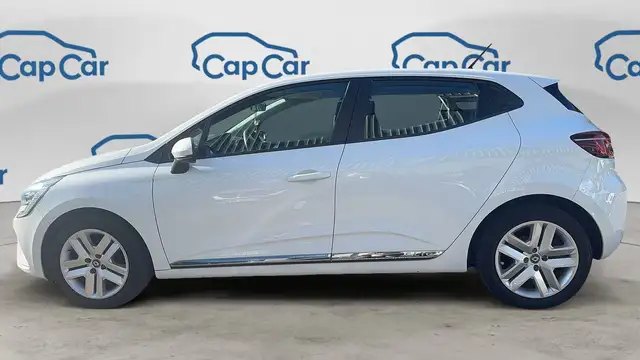 Renault Clio view 2