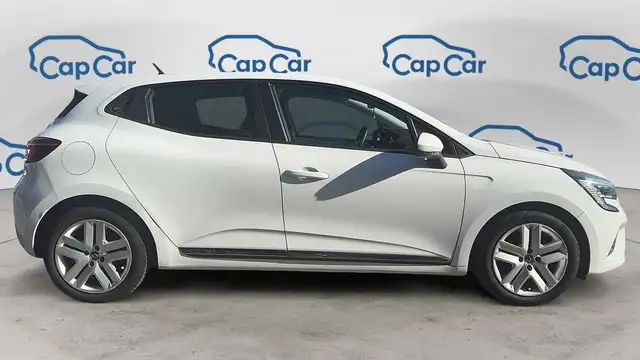 Renault Clio view 4