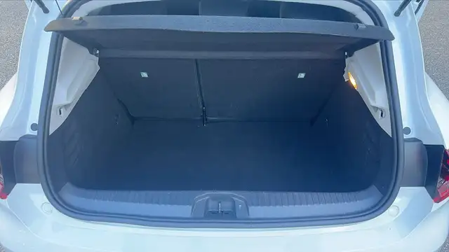 Renault Clio view 14