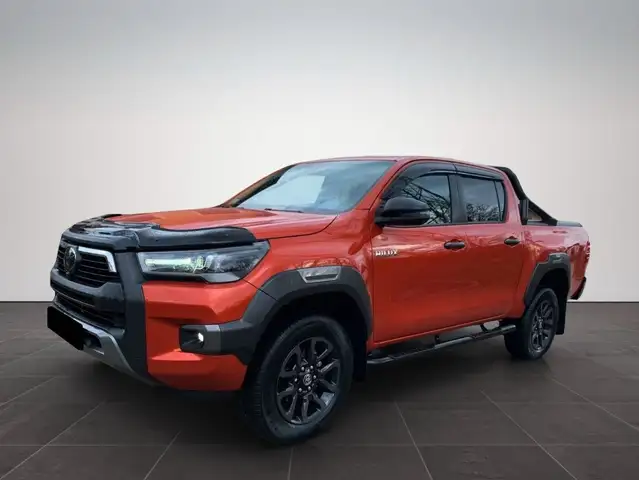 Toyota Hilux 2.8 D-4D 4x4 Double Cabine Invincible