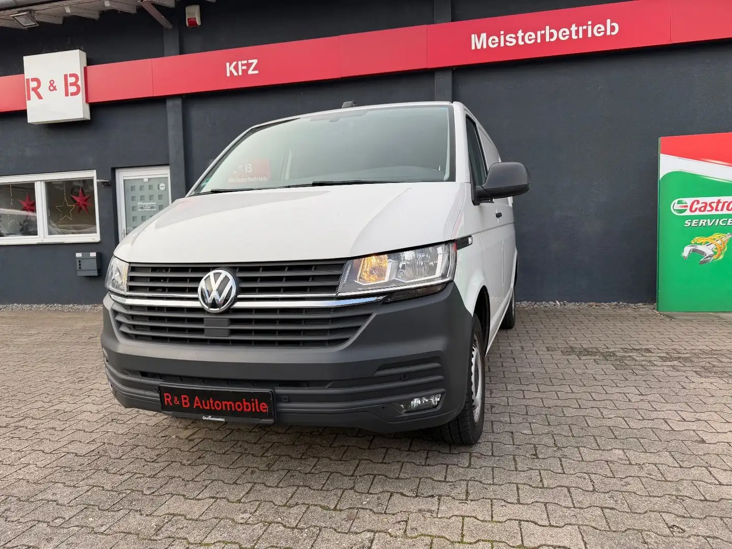 Volkswagen Sonstige T6.1 Transporter Kasten FWD*RFK*ACC*Navi* Weiß - 1