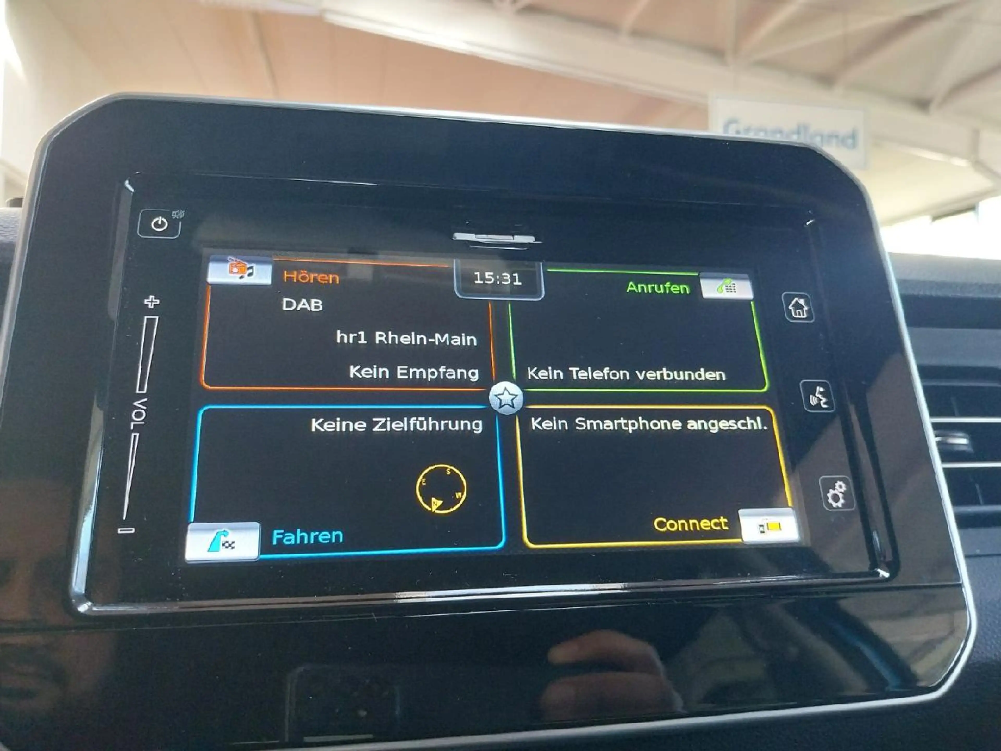 Suzuki Ignis Comfort Hyb. Shz Kam Klima Automatik — photo 13