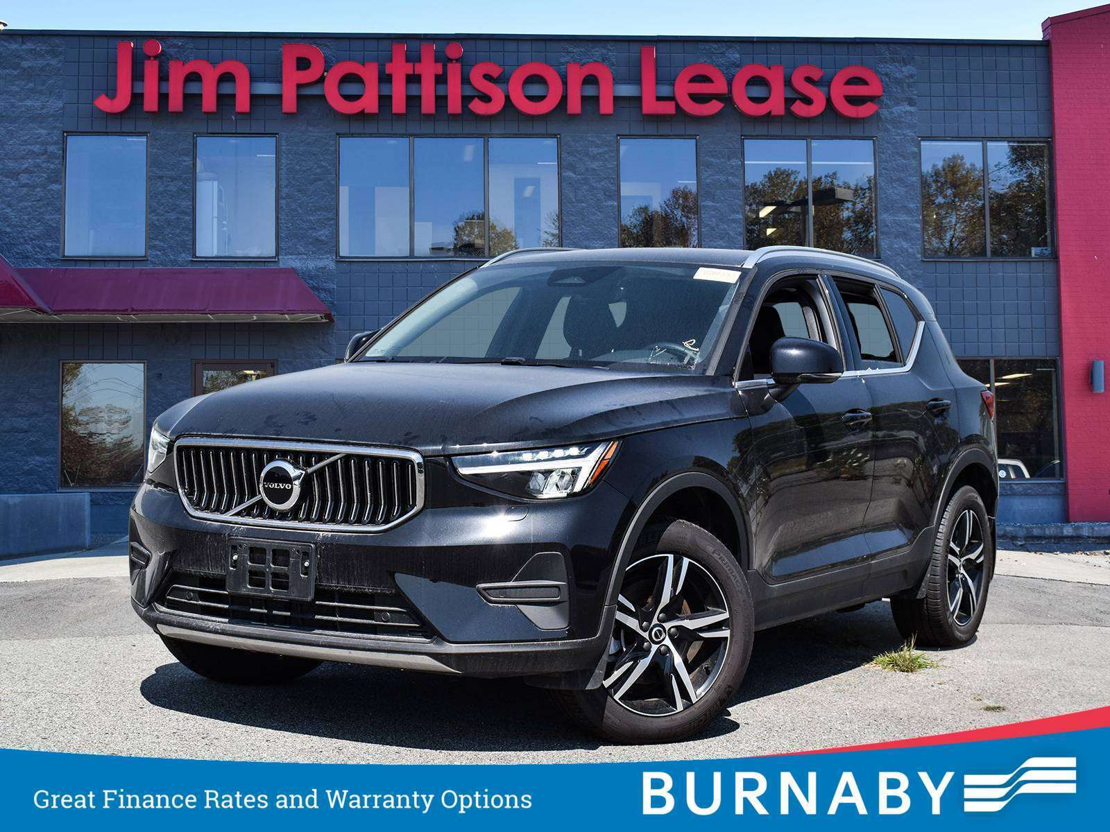 2025 Volvo XC40 Core Bright Theme