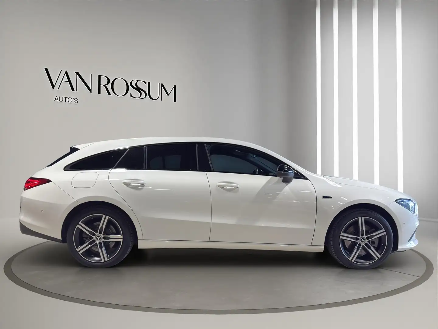 Mercedes-Benz CLA 250 Shooting Brake e Luxury Line Automaat | Comfortsto Weiß - 2