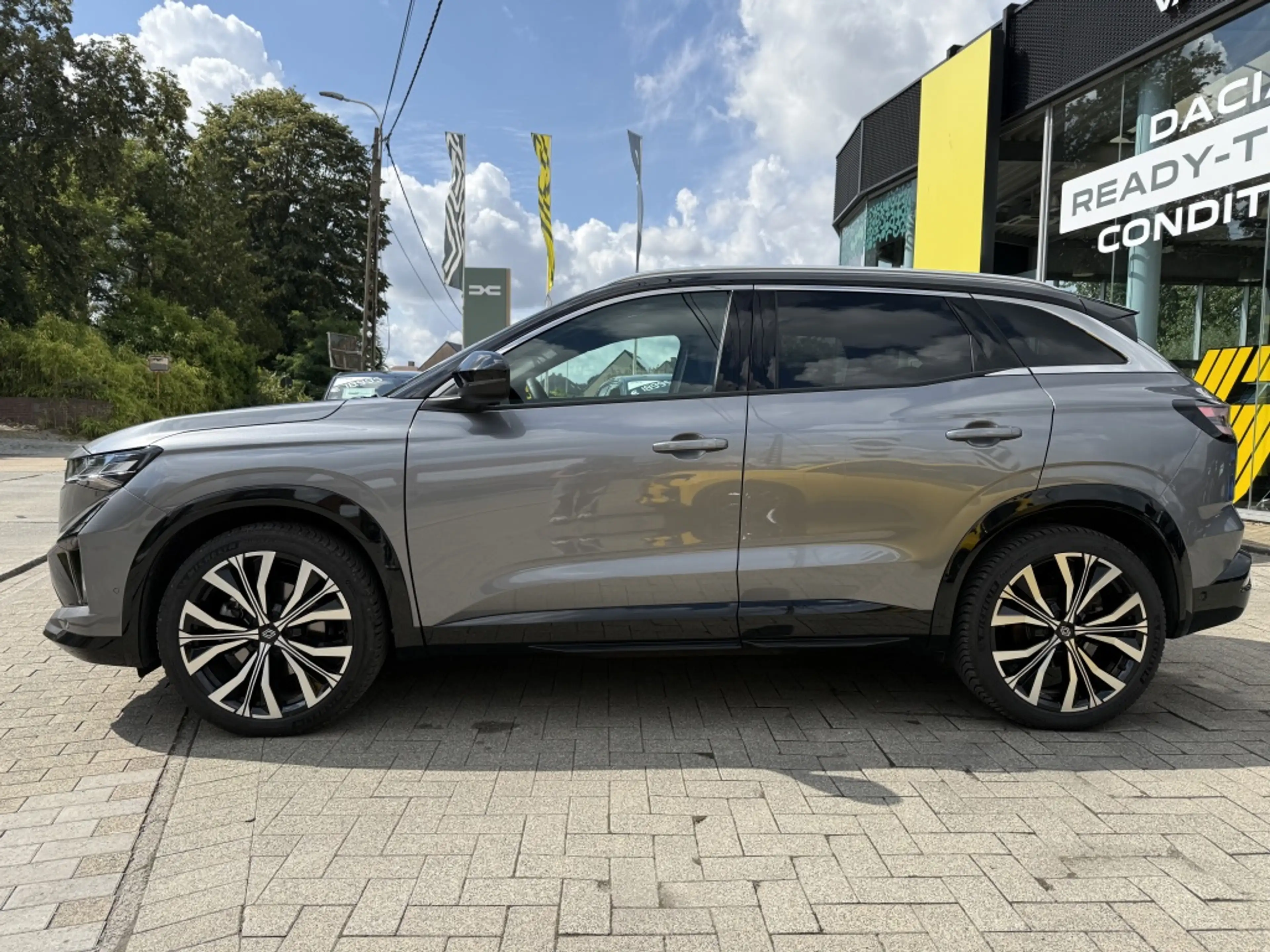 Renault Austral Techno E-Tech 200 Hybrid — photo 2
