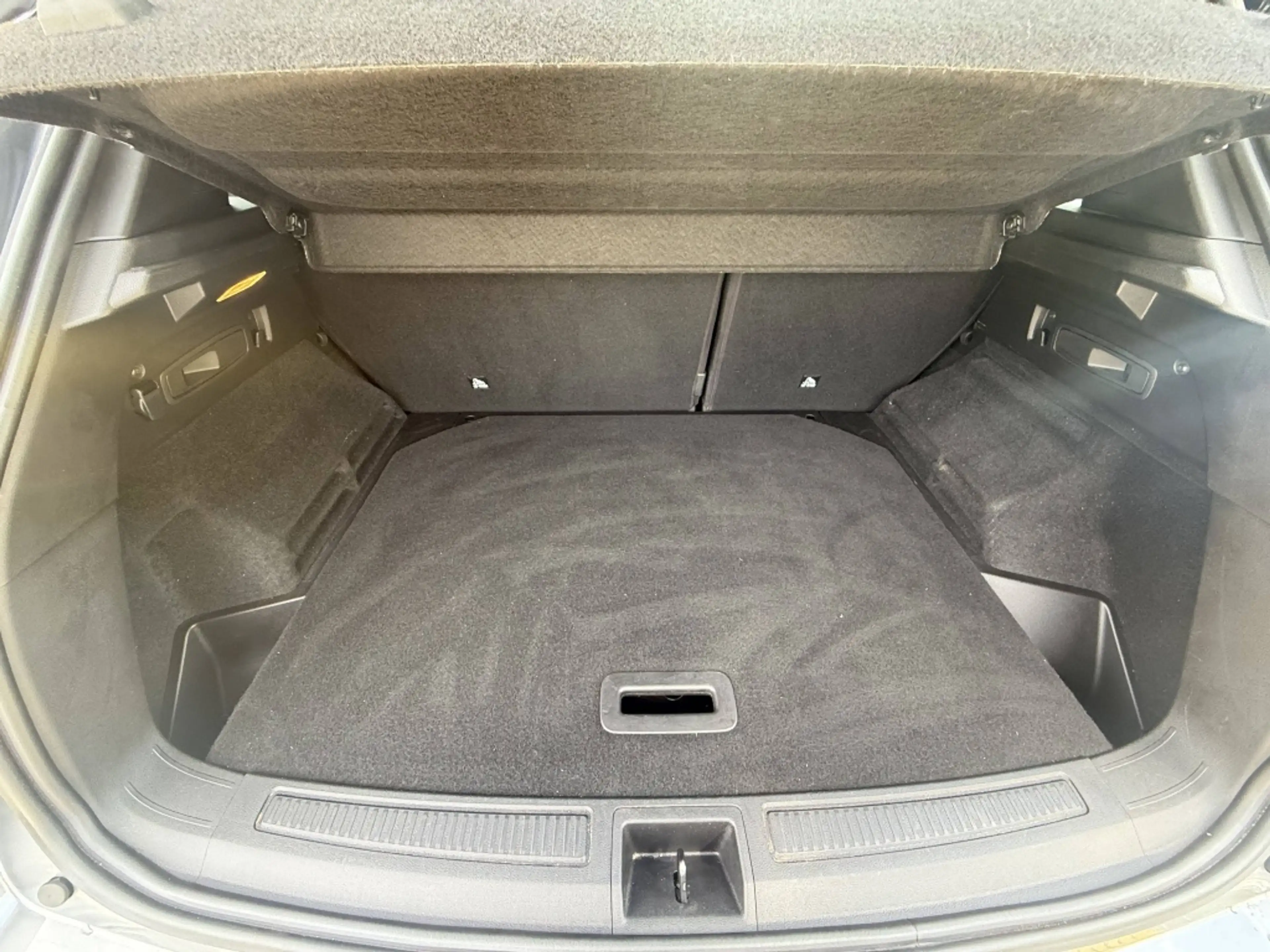 Renault Austral Techno E-Tech 200 Hybrid — photo 6