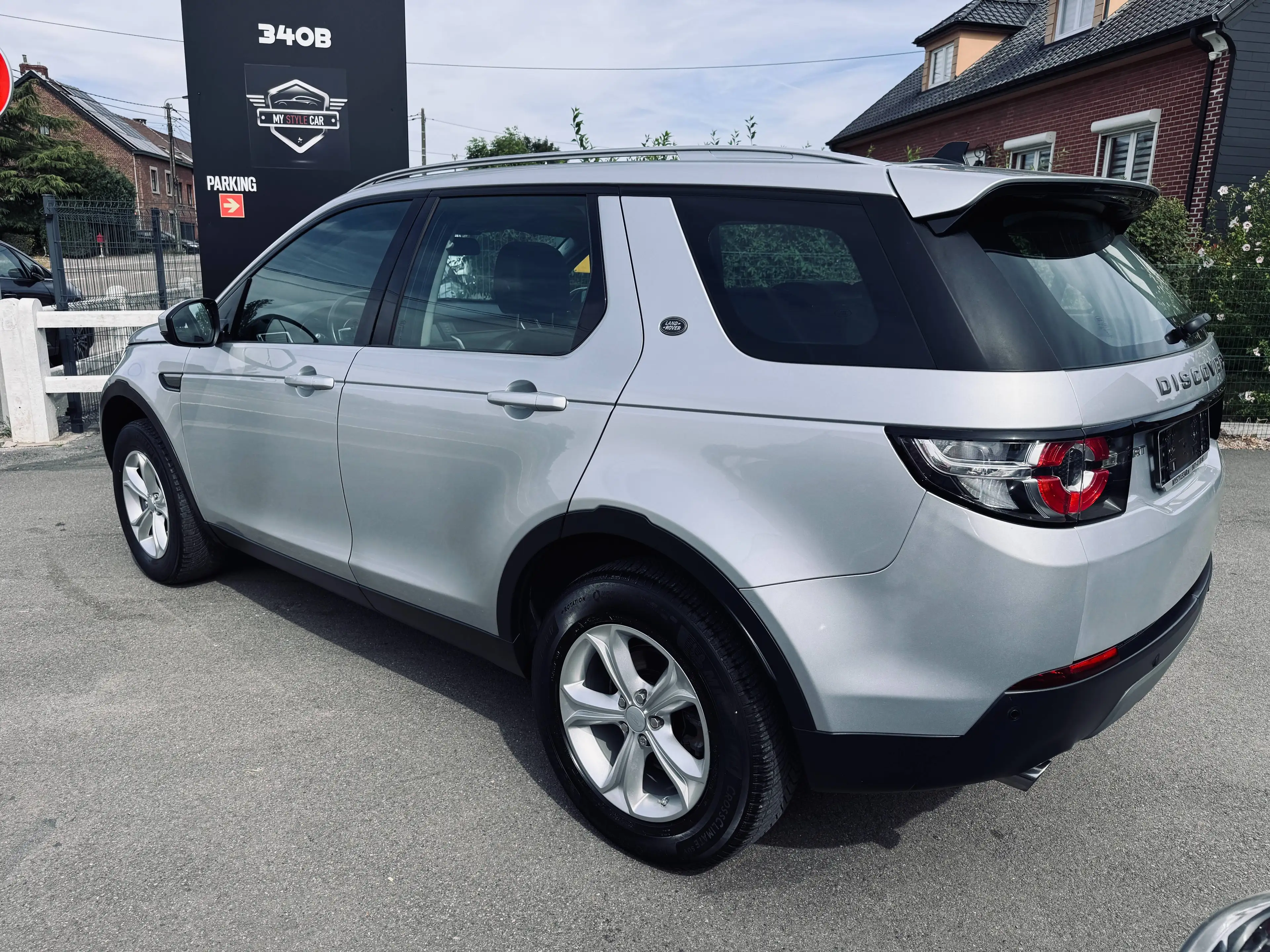 Land Rover Discovery Sport Discovery Sport 2.0 TD4 7 PLaces, Automatique, Garantie 1an — photo 8