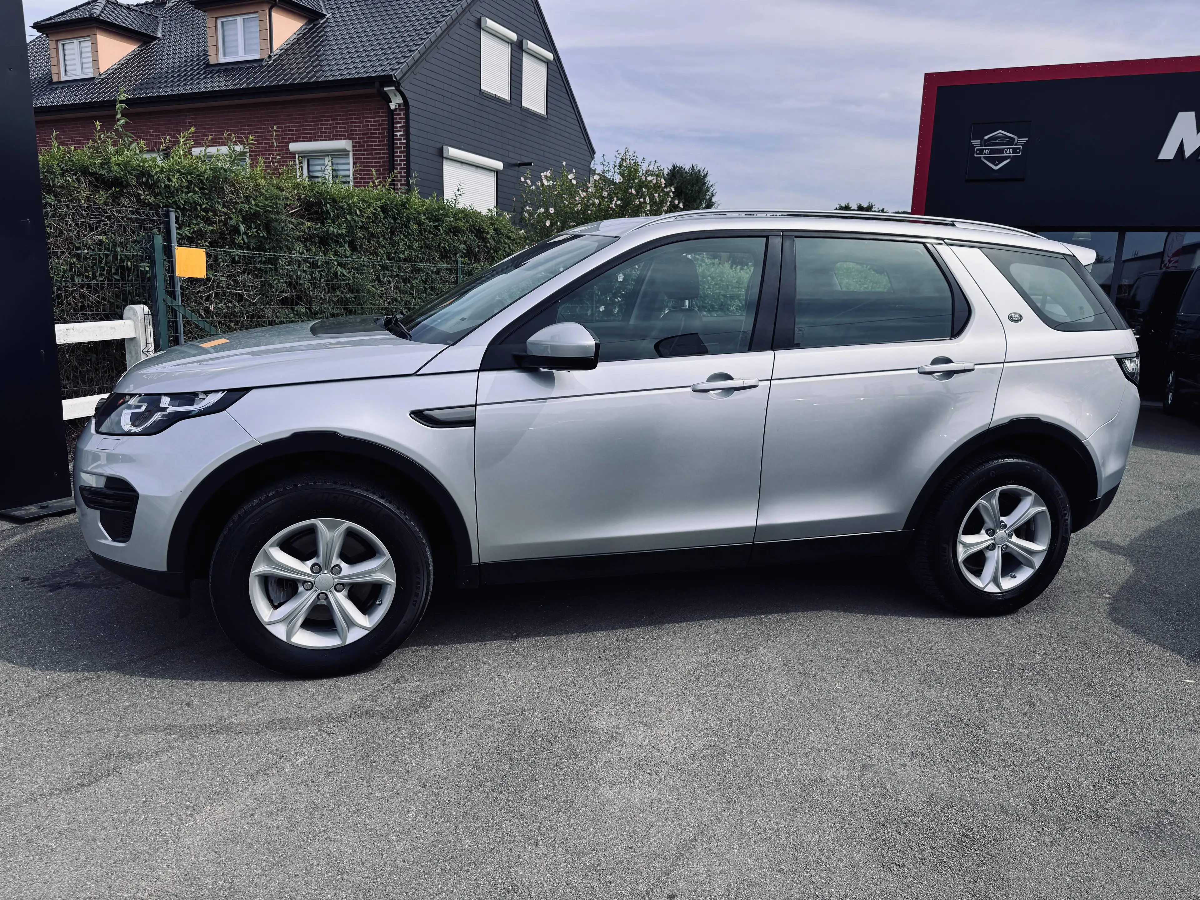 Land Rover Discovery Sport Discovery Sport 2.0 TD4 7 PLaces, Automatique, Garantie 1an — photo 7