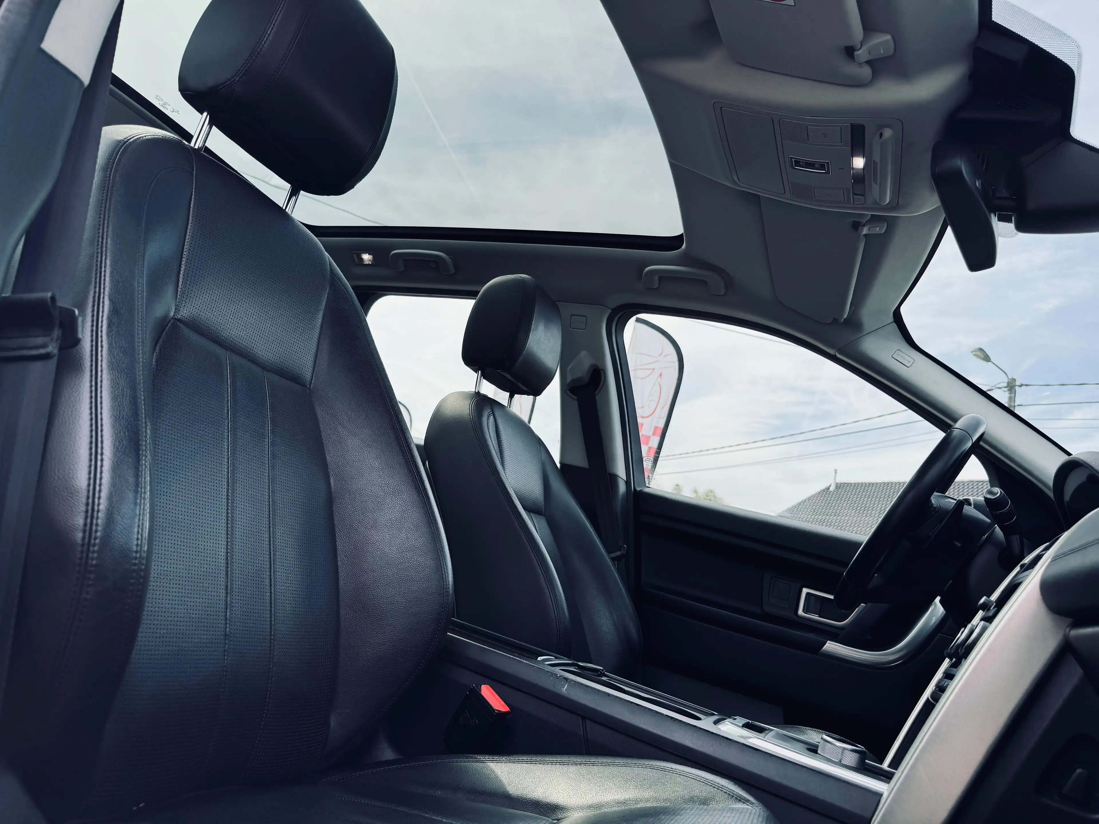 Land Rover Discovery Sport Discovery Sport 2.0 TD4 7 PLaces, Automatique, Garantie 1an — photo 3