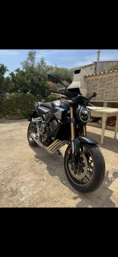 Honda CB 650 R E-Clutch Negro - 1