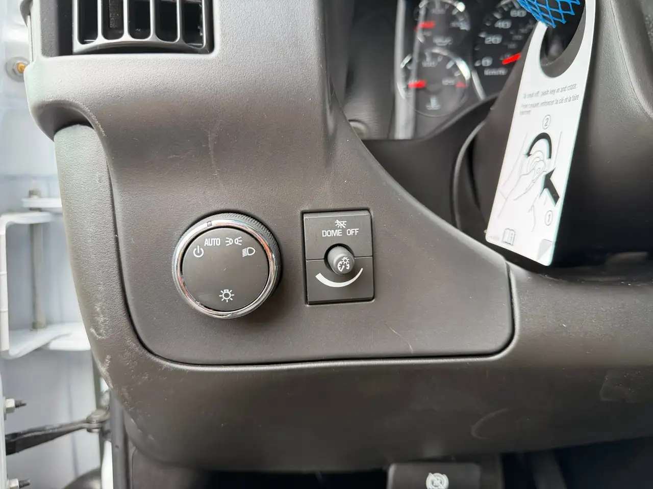 GMC Savana снимка GMC Savana
