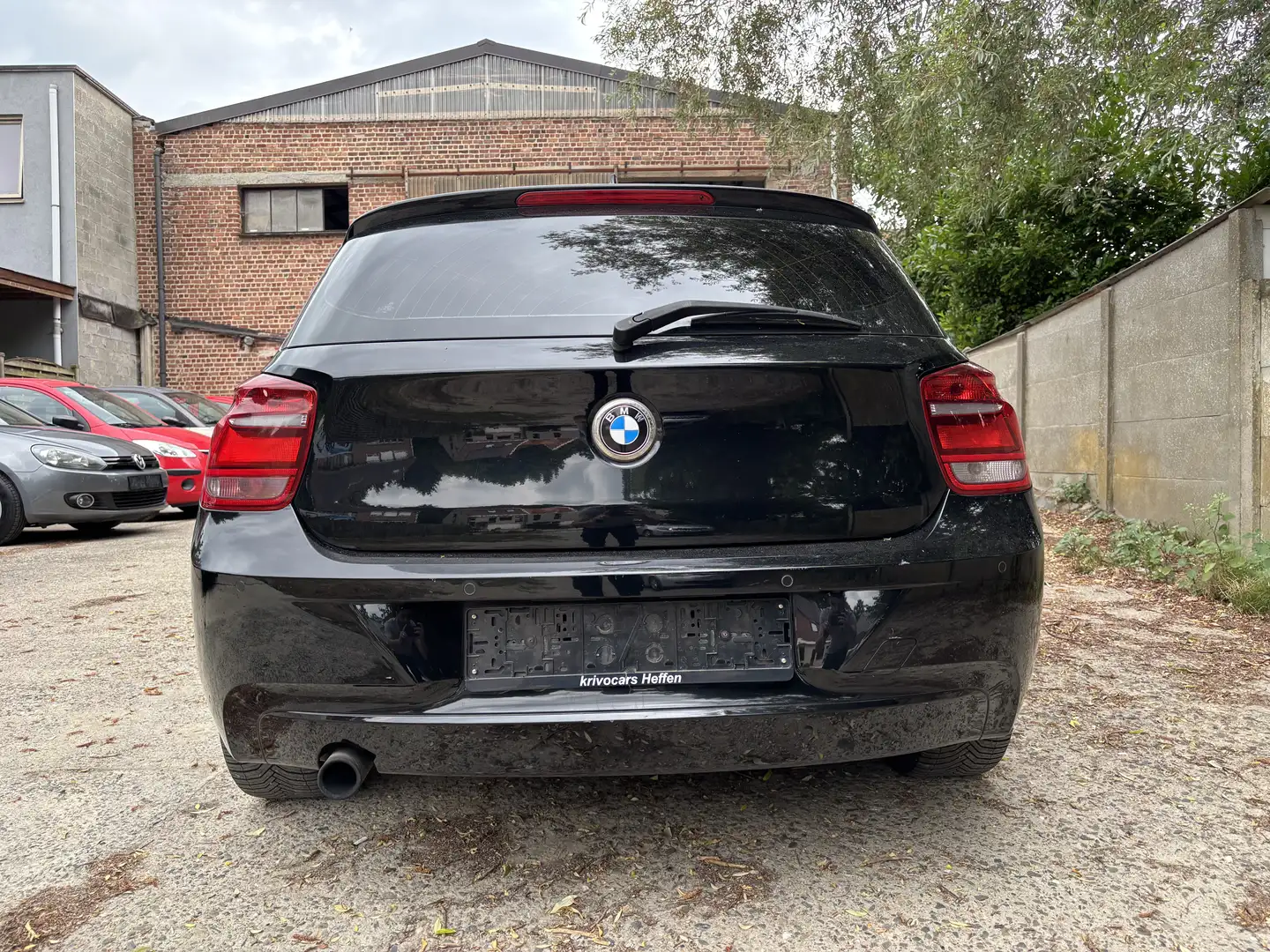 BMW 114 114i Noir - 2