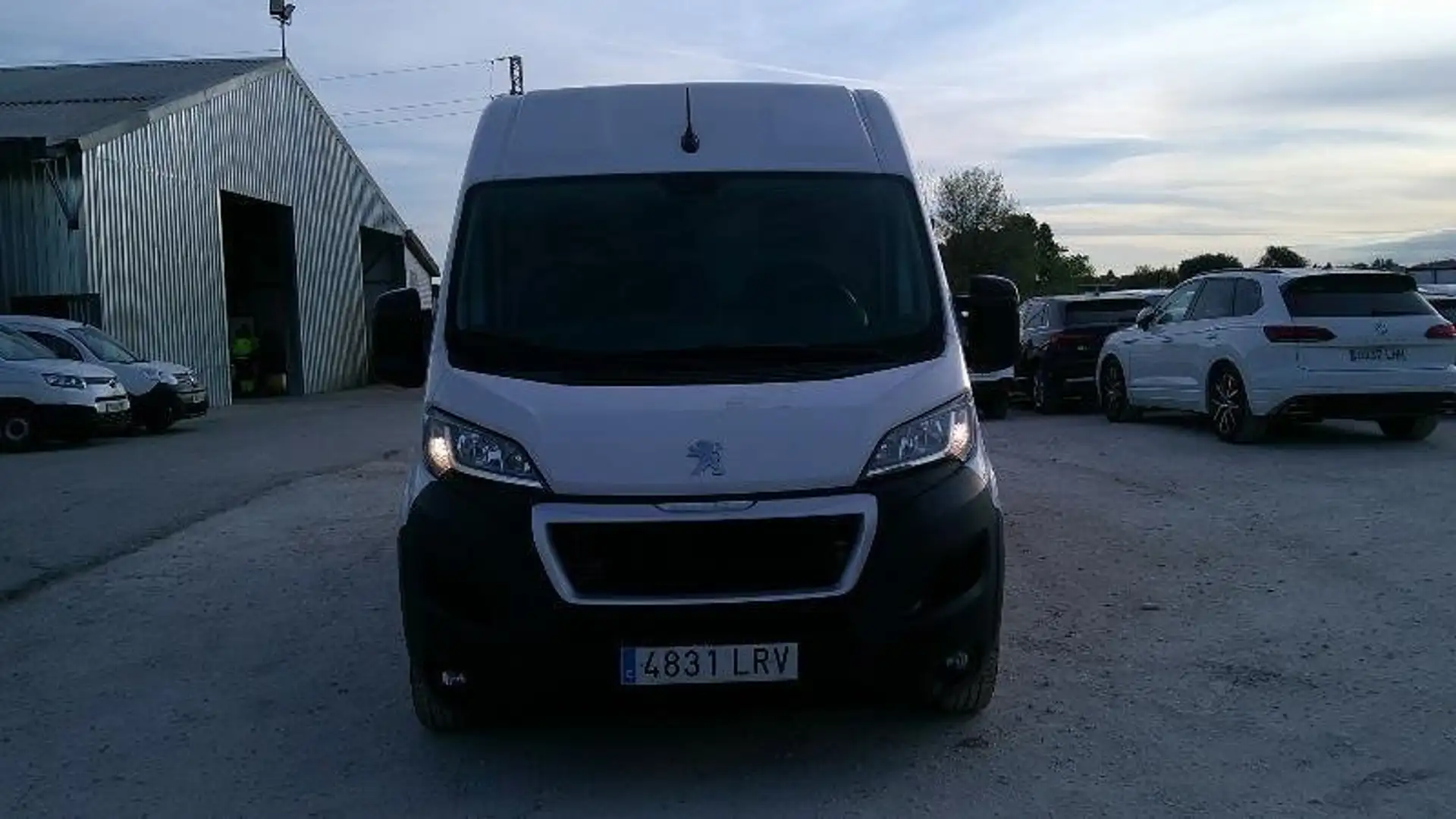Peugeot Boxer 333 L2 H2 BHDI 103kW (140CV) S&S 6 V. M Blanco - 2