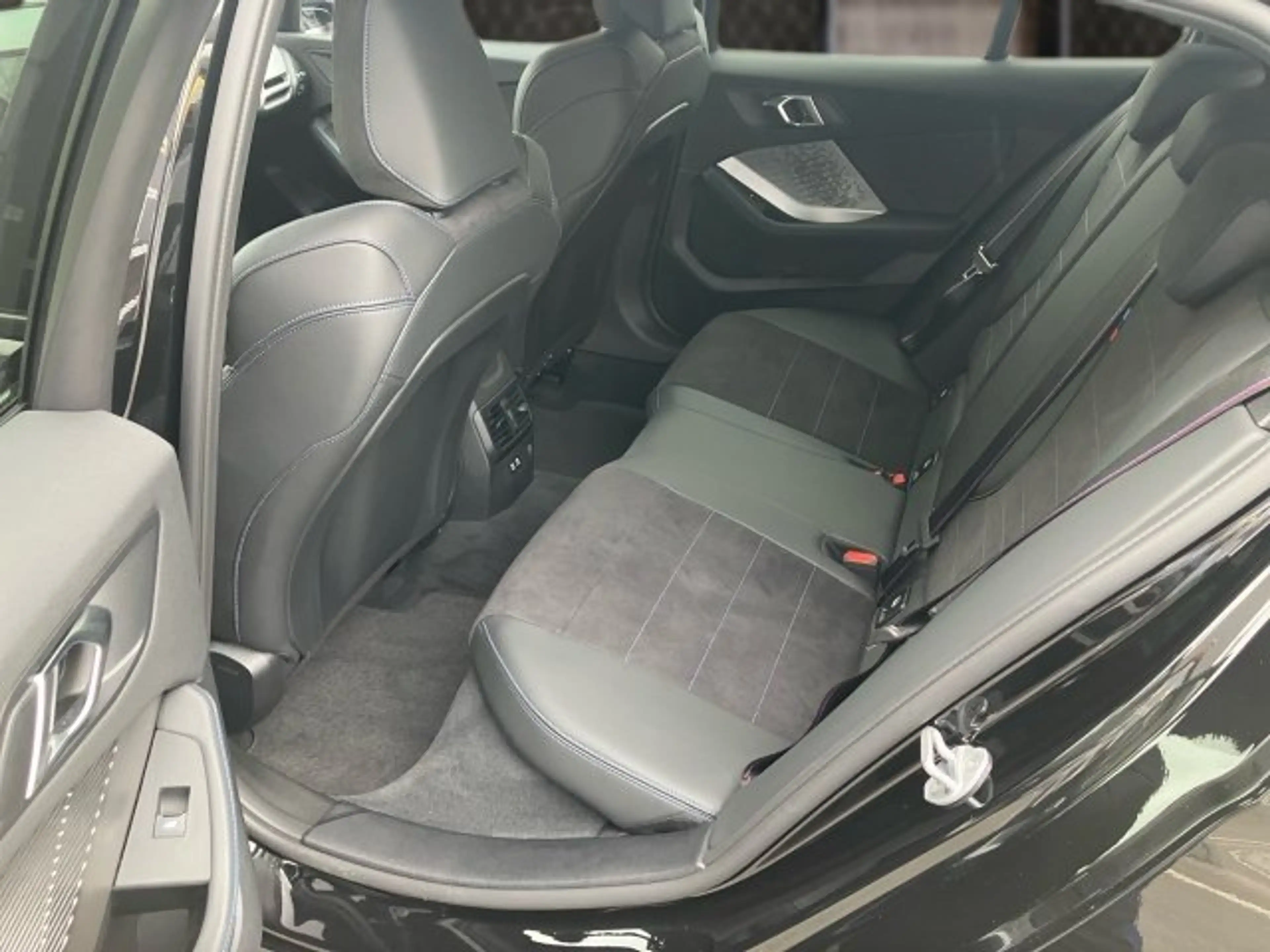 BMW 118 d 5-Türer F70 B47 — photo 12