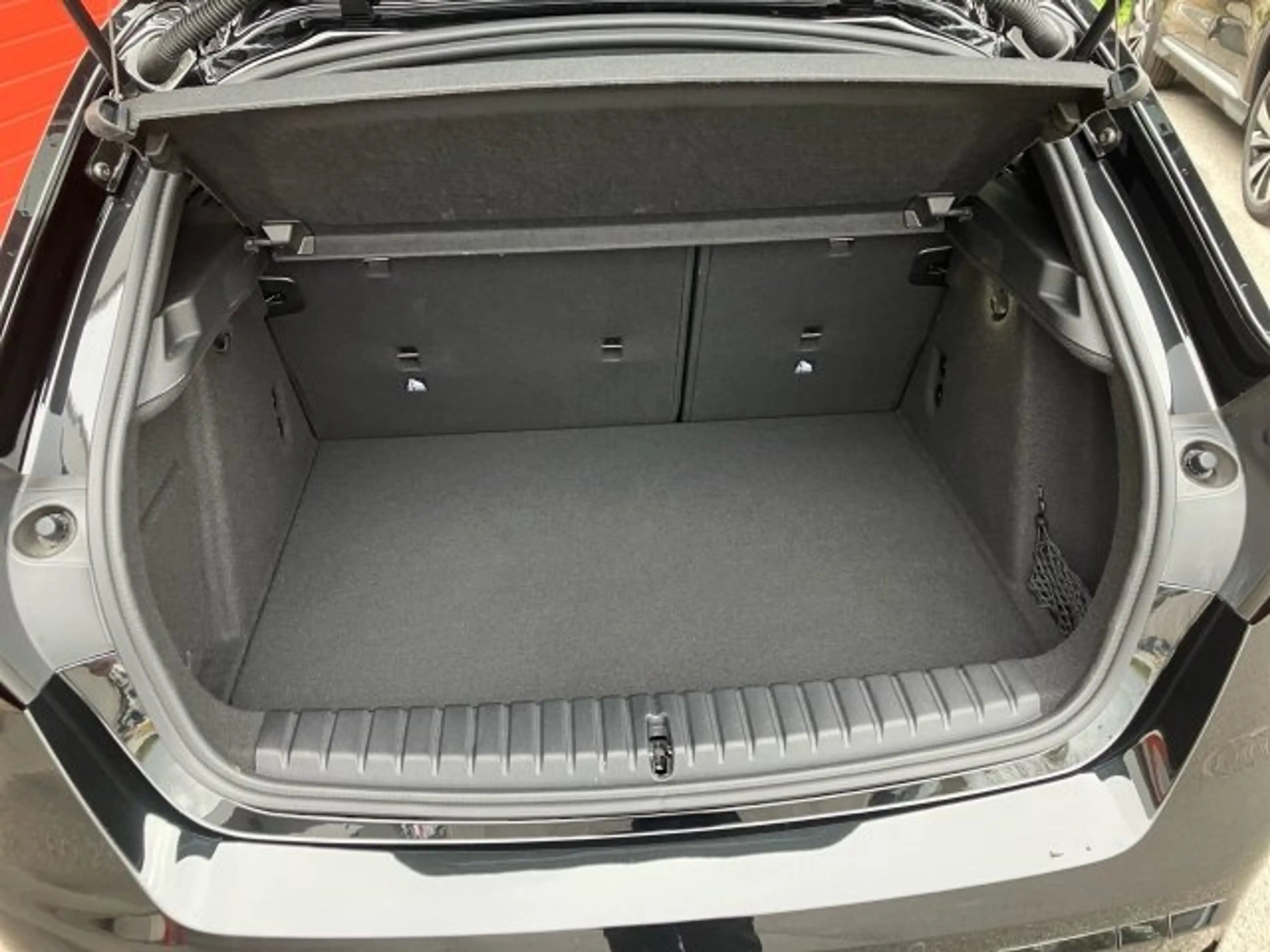 BMW 118 d 5-Türer F70 B47 — photo 13