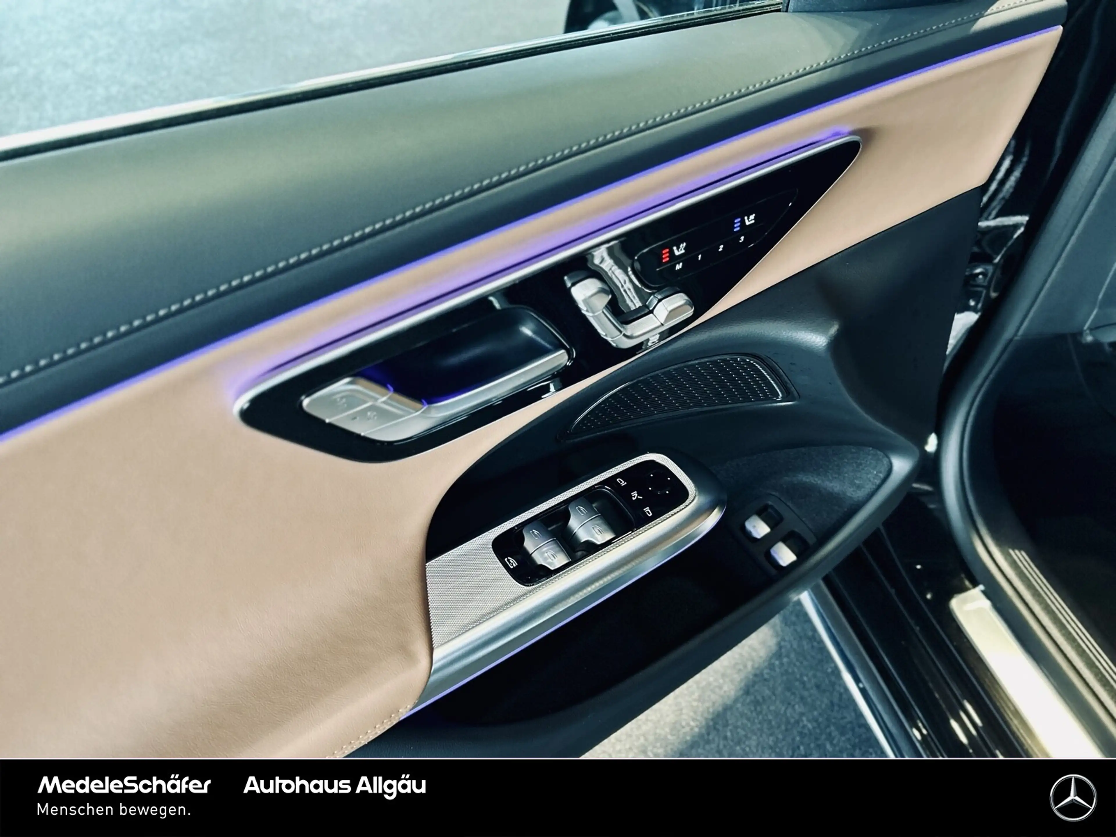 Mercedes-Benz E 400 E 400 e 4M AMG 20" Fahr-Assi LEDER AHK 360° NP95 — photo 6