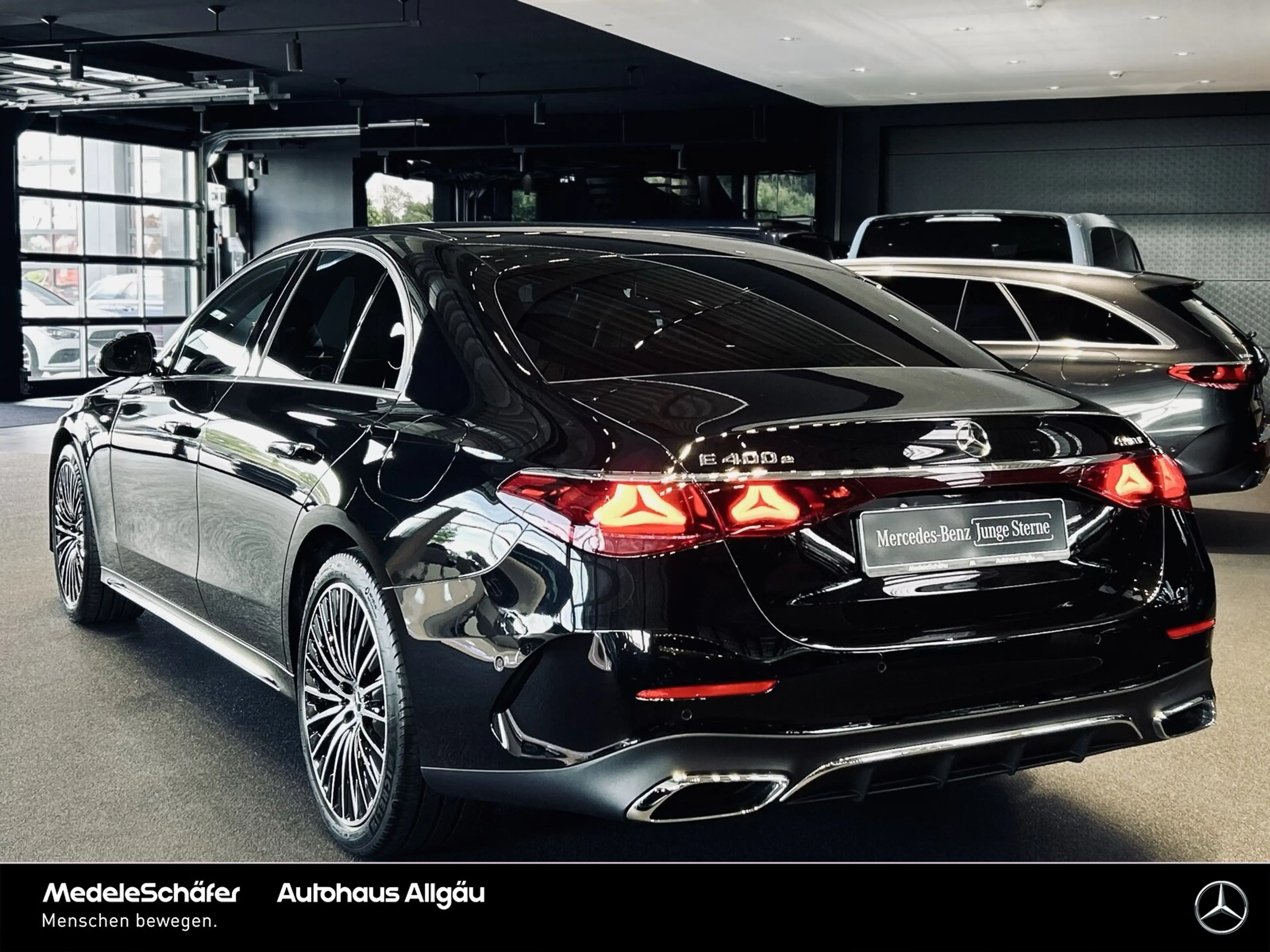 Mercedes-Benz E 400 E 400 e 4M AMG 20" Fahr-Assi LEDER AHK 360° NP95 — photo 10