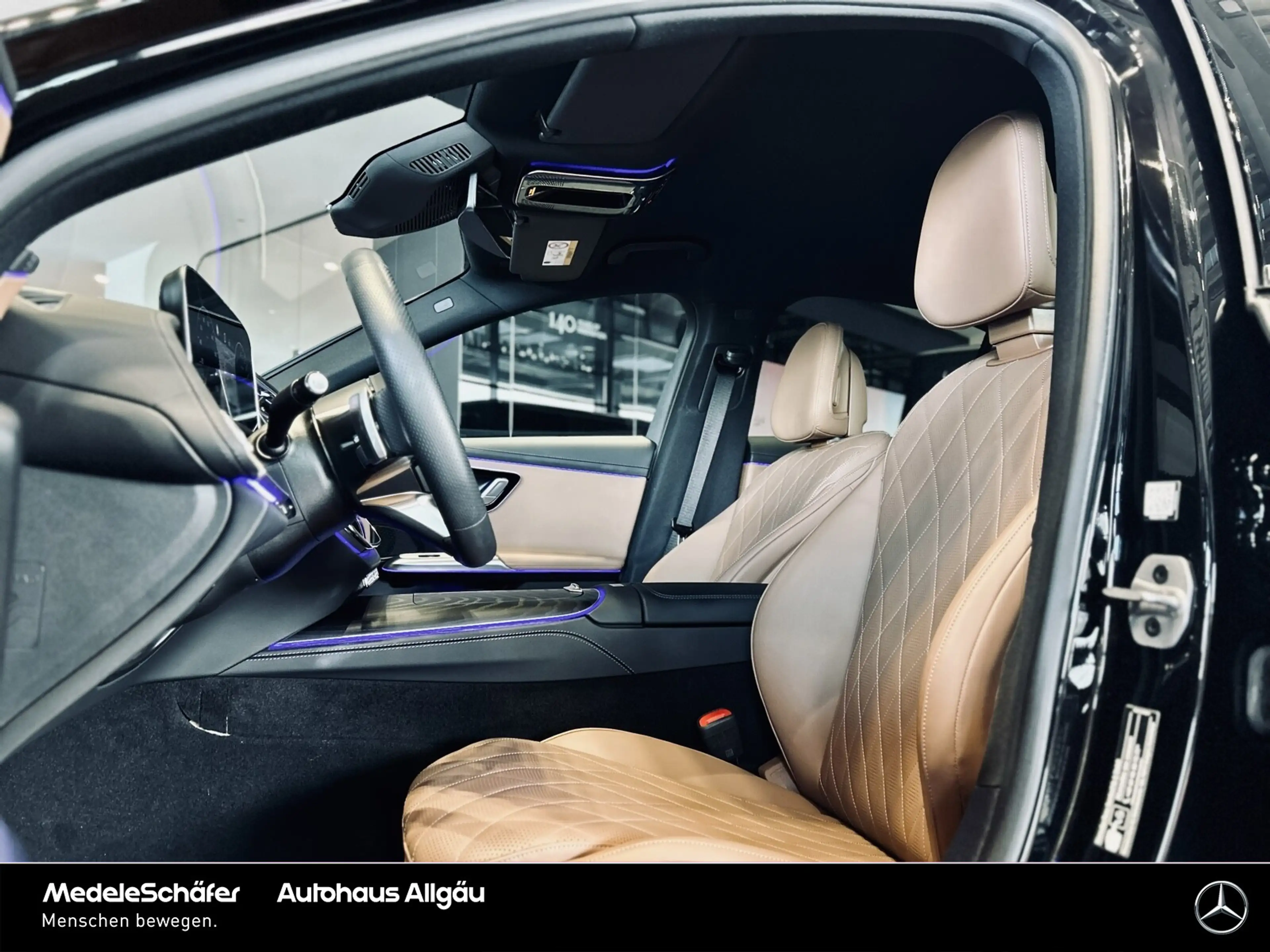 Mercedes-Benz E 400 E 400 e 4M AMG 20" Fahr-Assi LEDER AHK 360° NP95 — photo 5