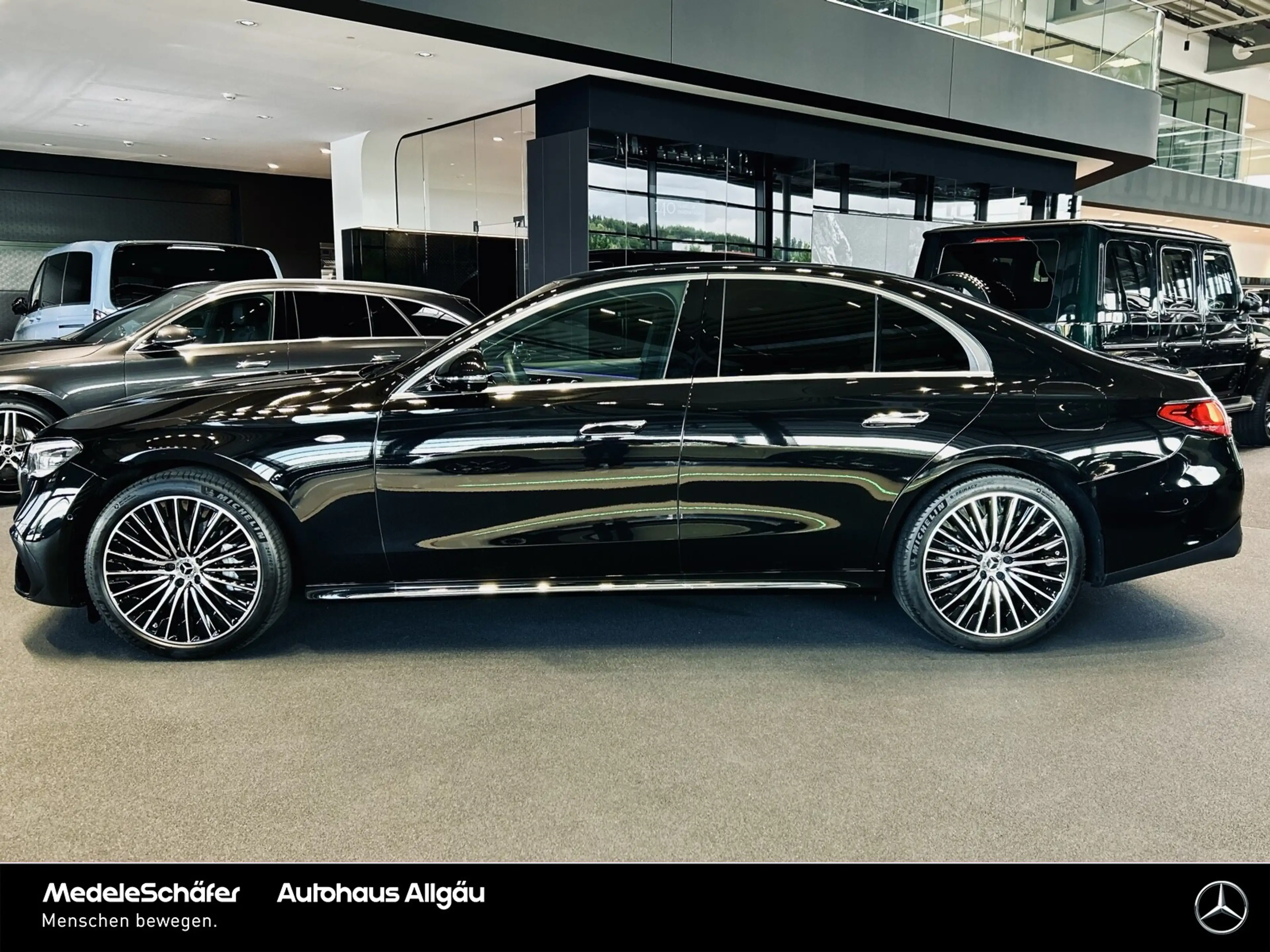 Mercedes-Benz E 400 E 400 e 4M AMG 20" Fahr-Assi LEDER AHK 360° NP95 — photo 2