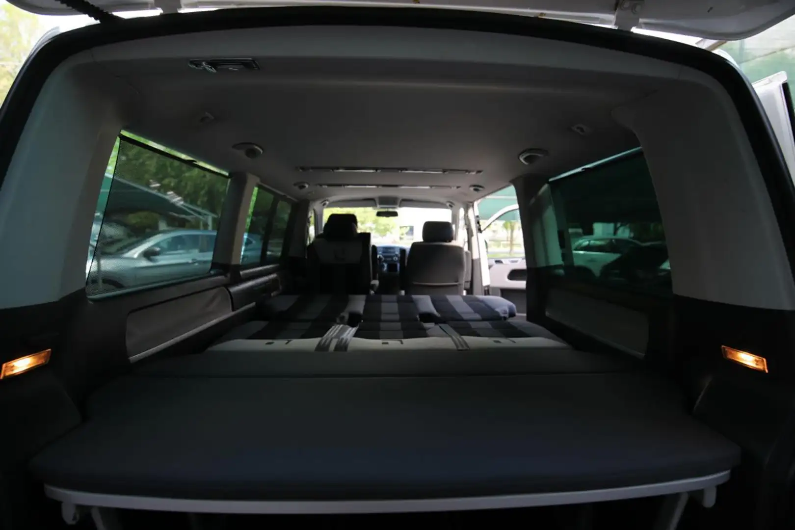 Volkswagen T5 2.5 tdi 174cv L'united Bianco - 2