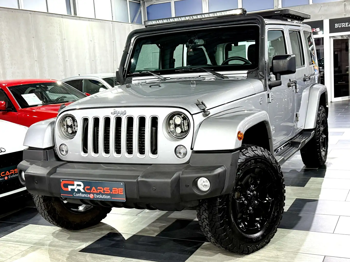 Jeep Wrangler 2.8 CRD Sahara // RESERVER // RESERVED // Srebrny - 1