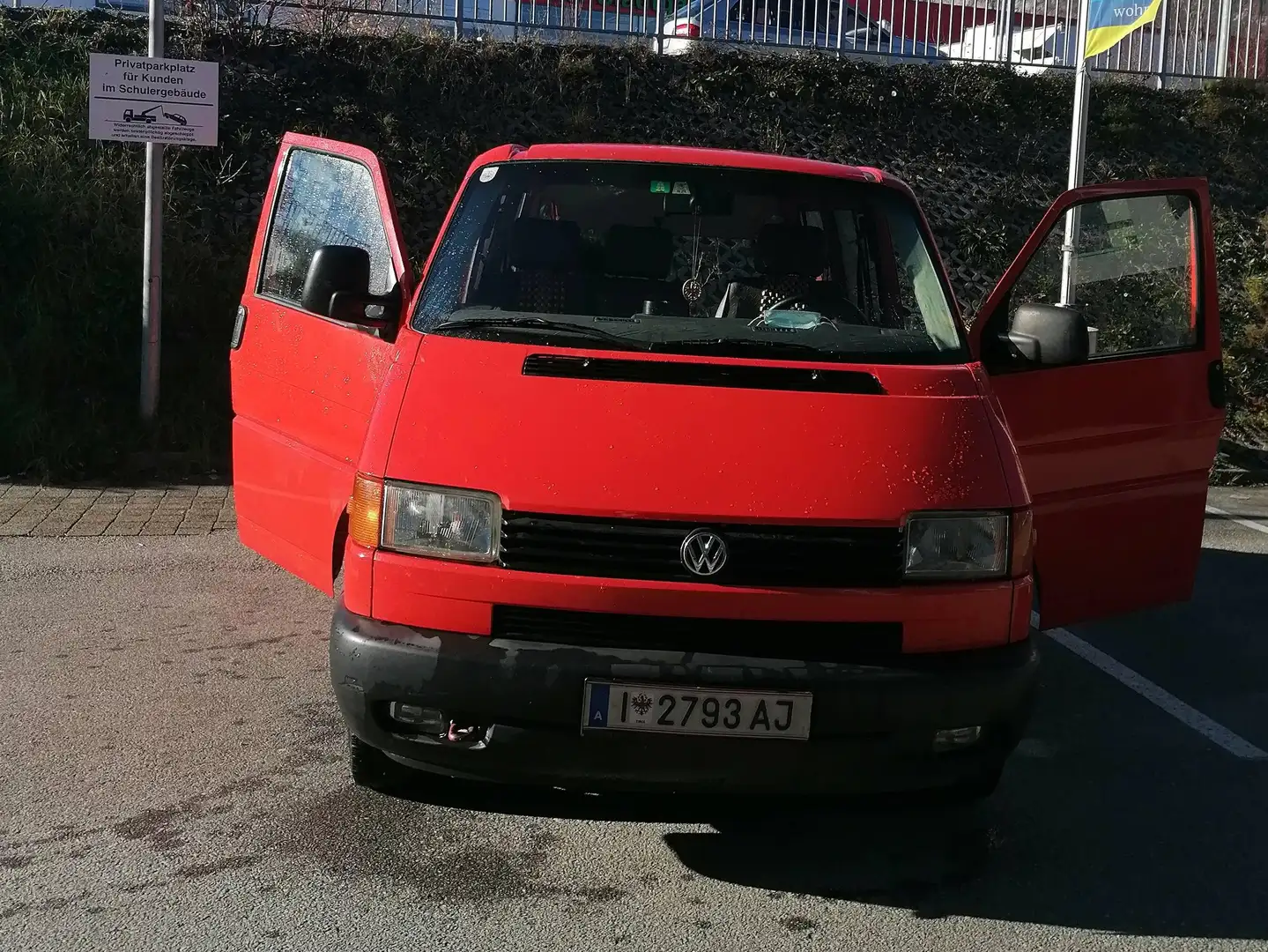 Volkswagen T4 TransVan 2-3 2,5 TDI Rot - 2