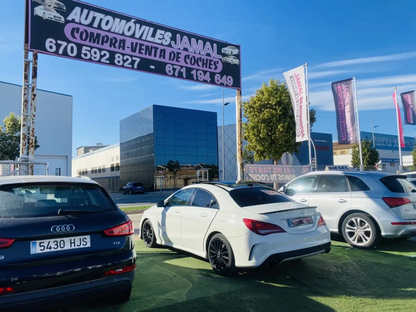 Mercedes-Benz CLA 200 200CDI AMG Line Blanc - 2