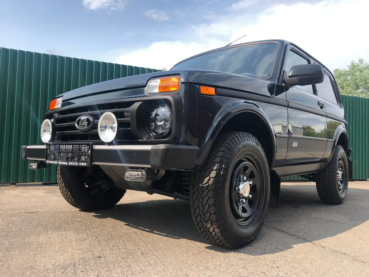 Lada Niva LEGEND "PREMIUM PLUS"! VIP-AUSSTATTUNG! Verde - 2