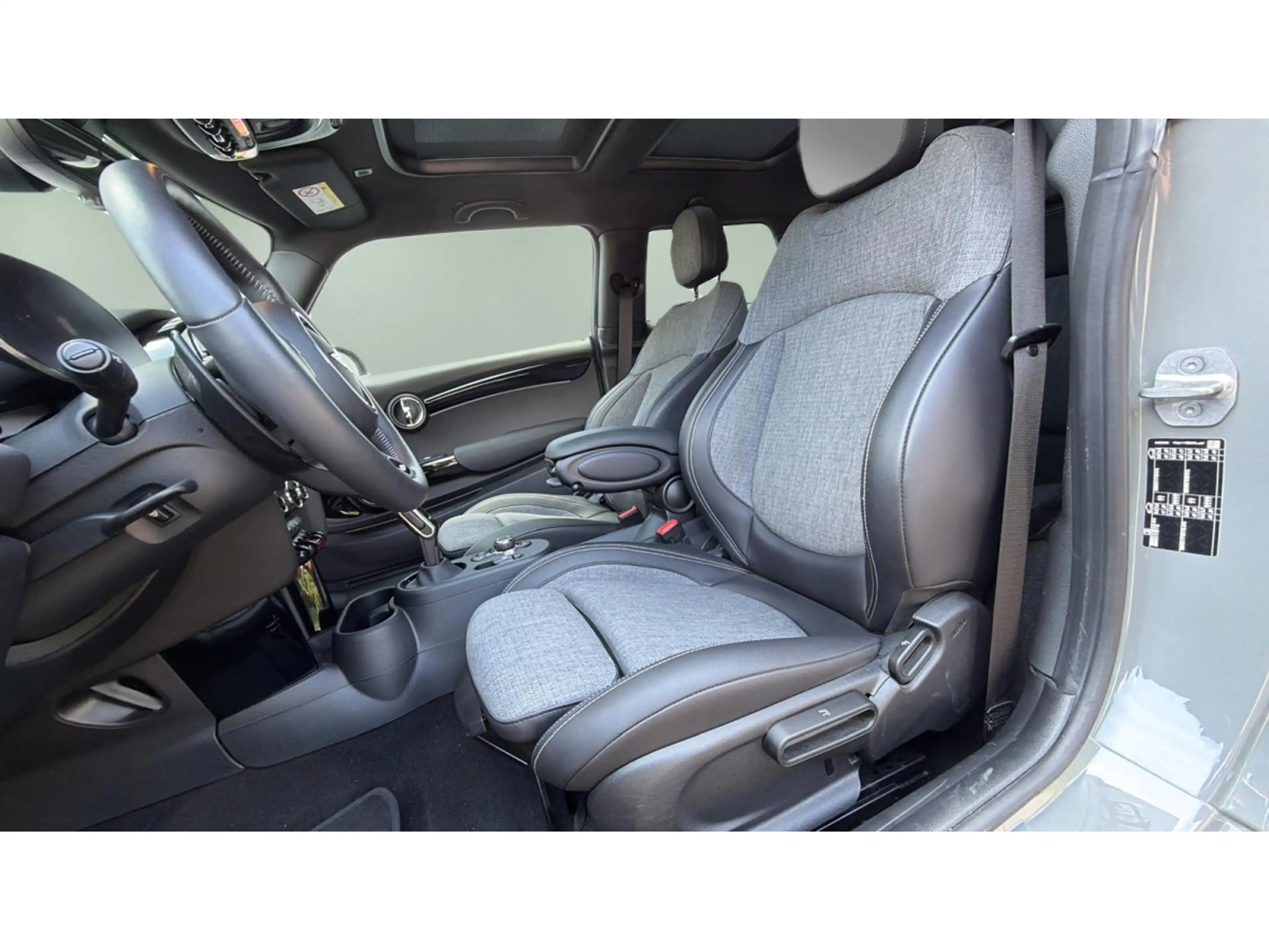 MINI John Cooper Works MINI John Cooper Works FULL OPTIONS — photo 6