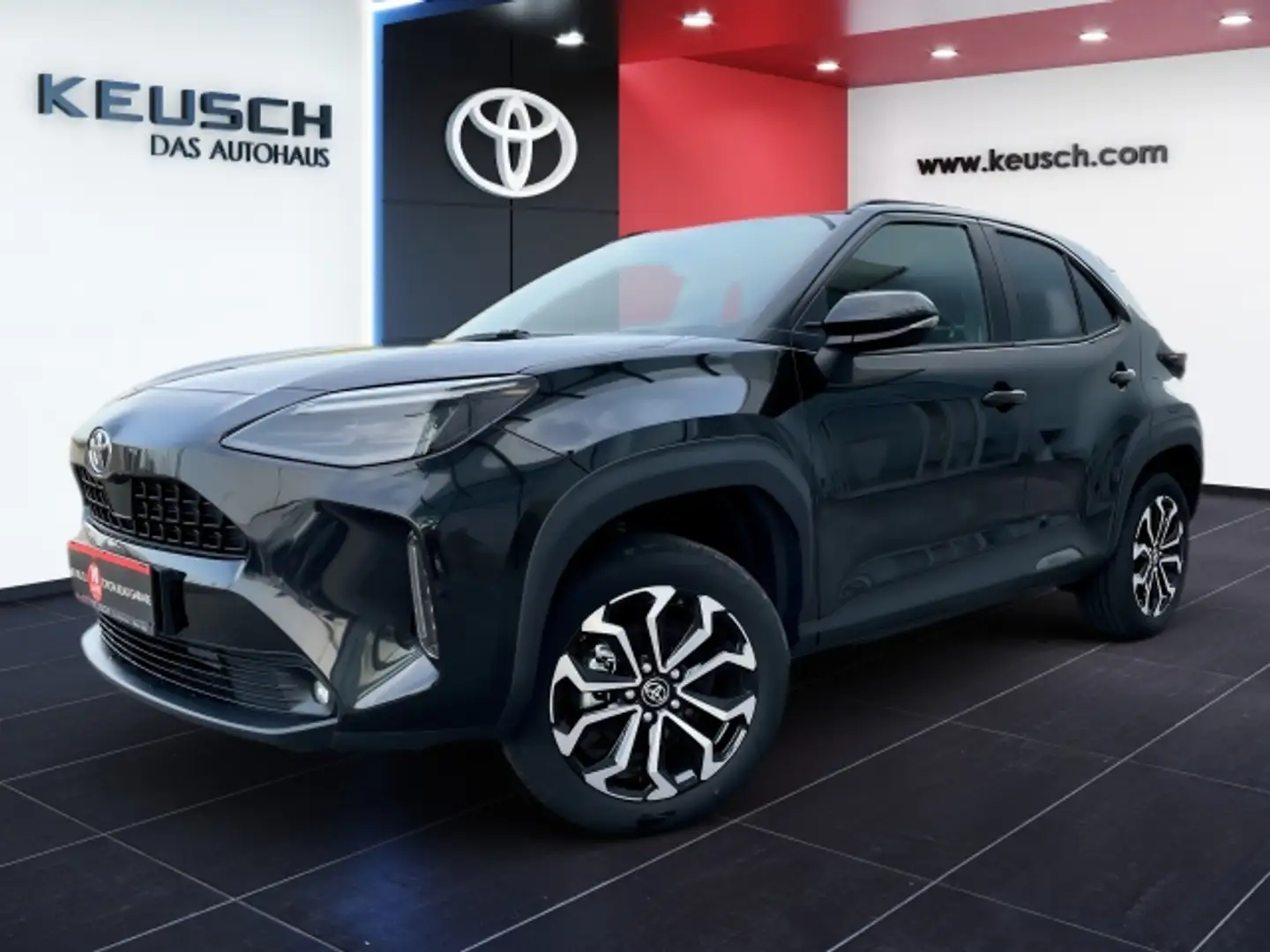 Toyota Yaris Cross Yaris Cross SUV, 5-türig Active Drive 1,5 VVT-i Hy Schwarz - 2