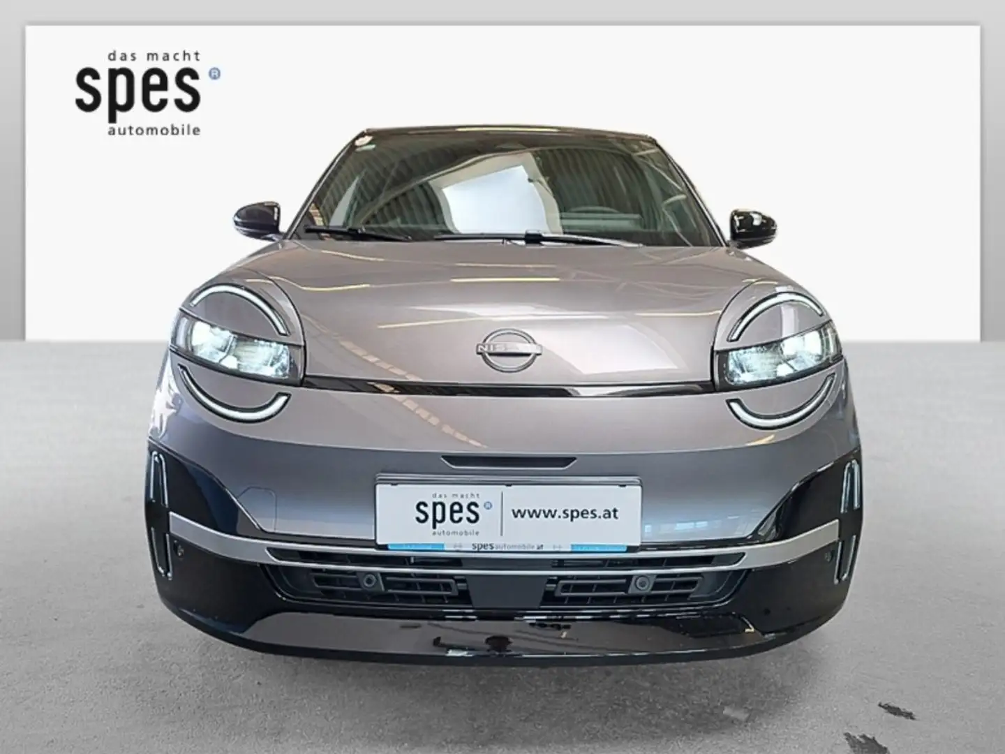 Nissan Micra EVOVLE 52 kWh Grau - 2