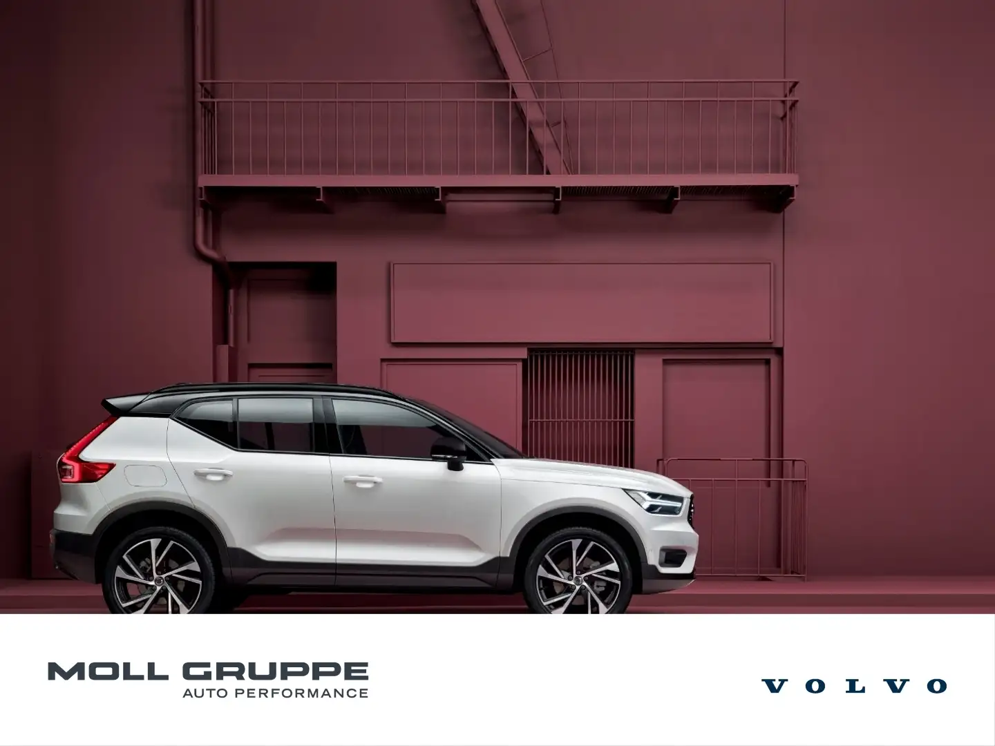 Volvo XC40 B3 B DKG Plus Dark Zilver - 1