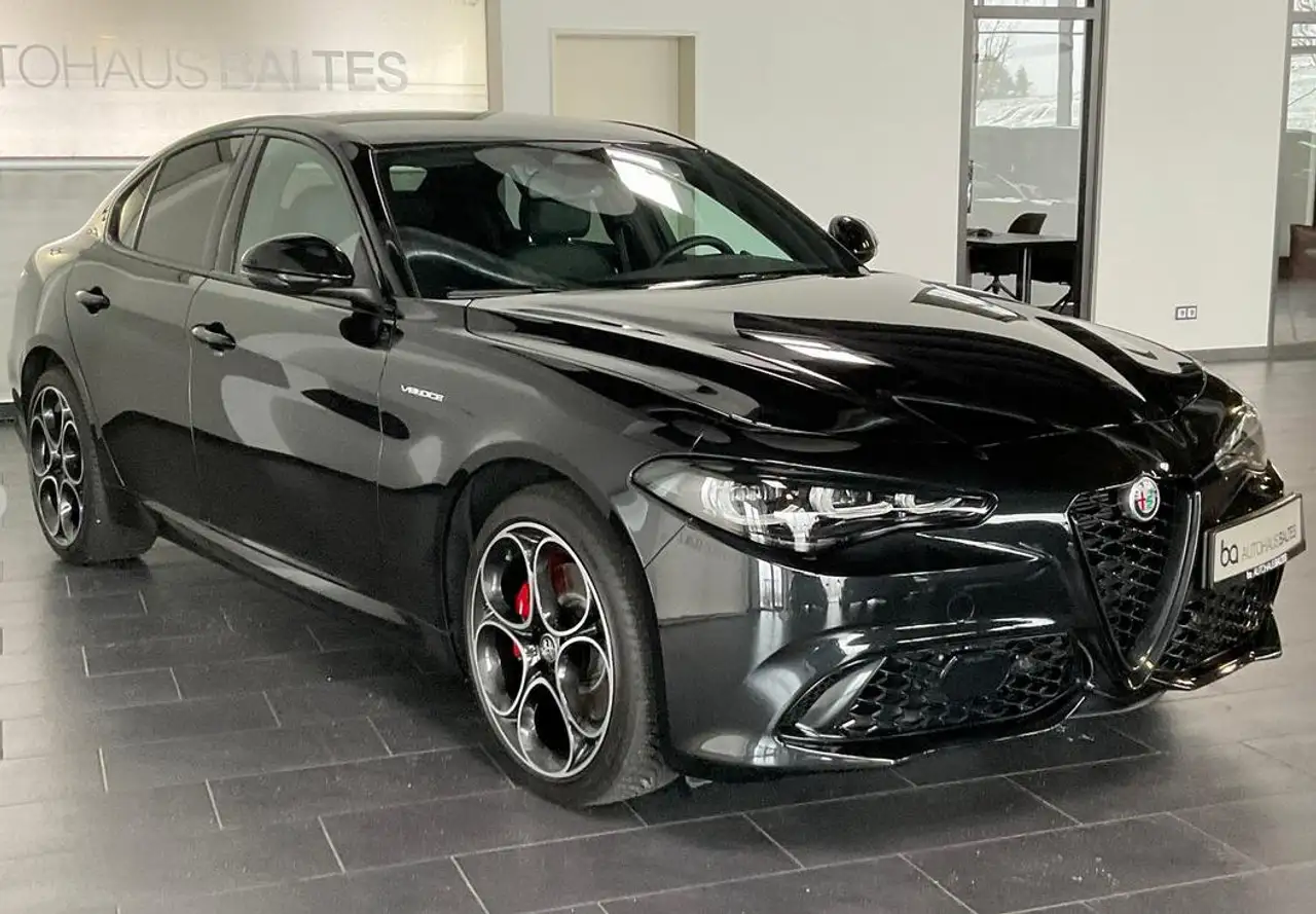 Alfa Romeo Giulia 2025 — фото 10